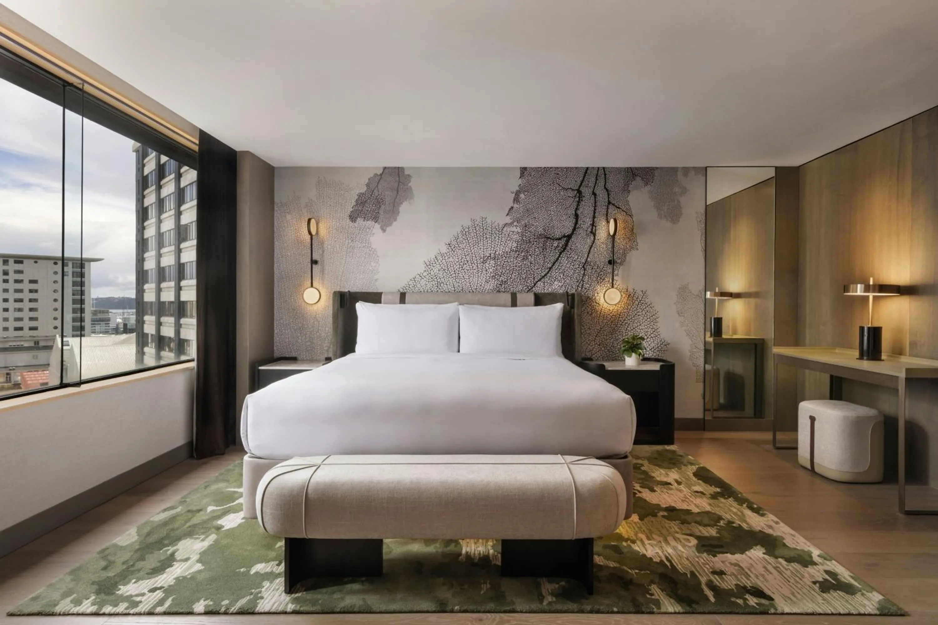 Photo of the whole room, Bed in JW Marriott Auckland