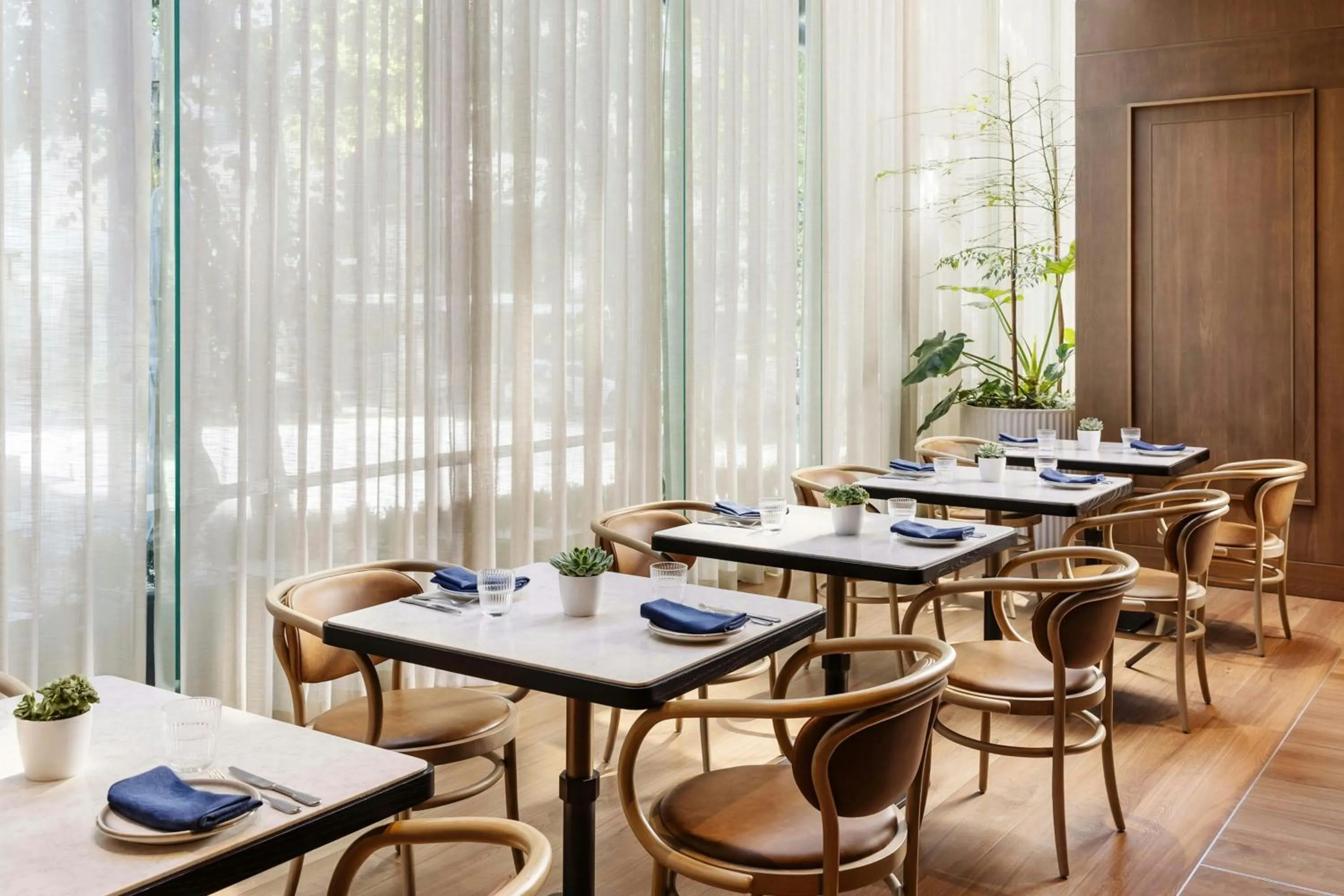 Restaurant/places to eat in JW Marriott Auckland