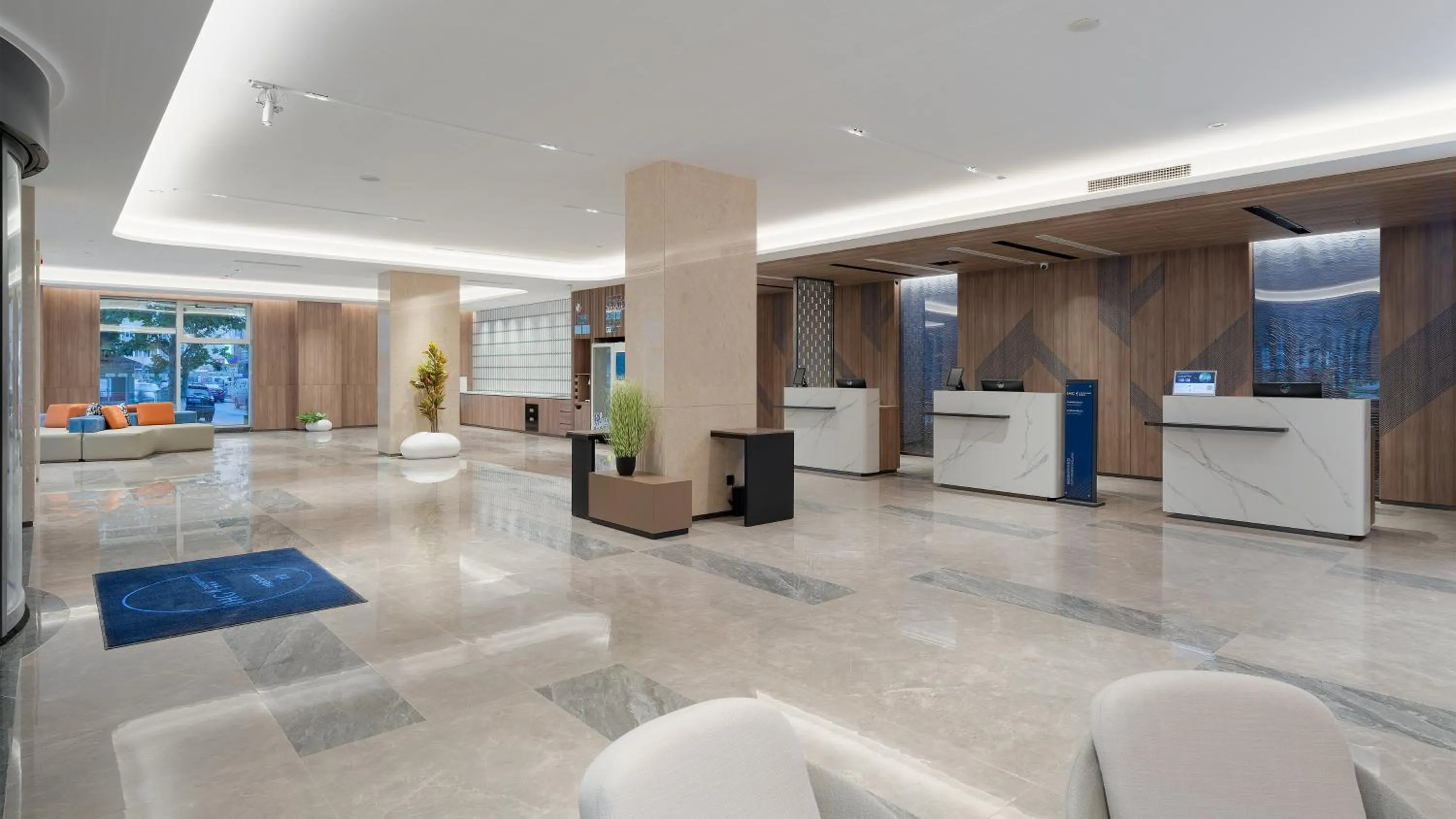 Property building, Lobby/Reception in Qingdao Lilac Hotel