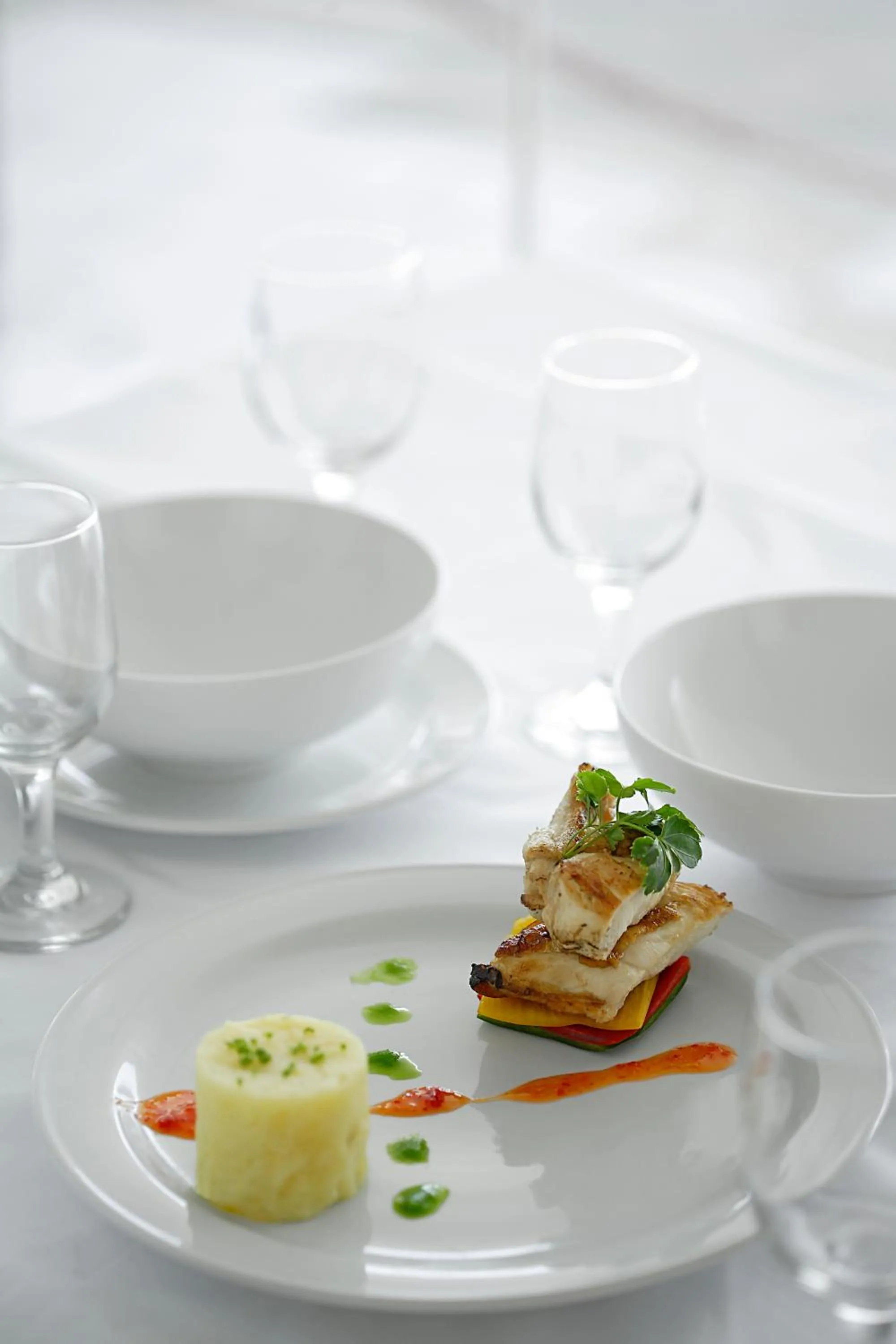 Restaurant/places to eat in Hotel Santika Palu