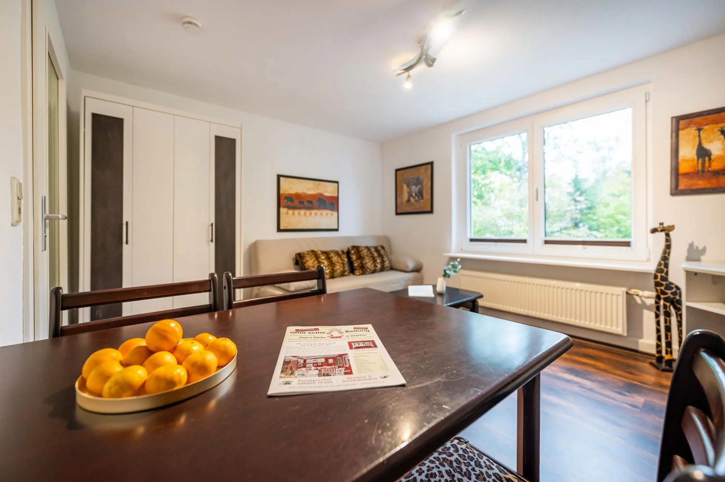 Living room in Oma's Küche & Quartier