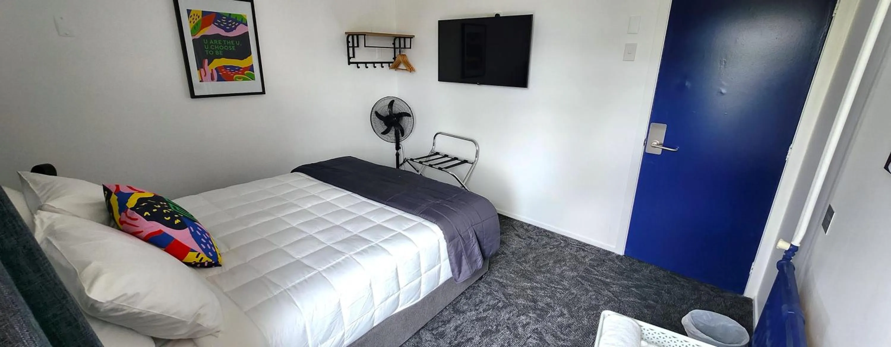 Bed in Urban Lounge Sleepery, SureStay Collection by BW