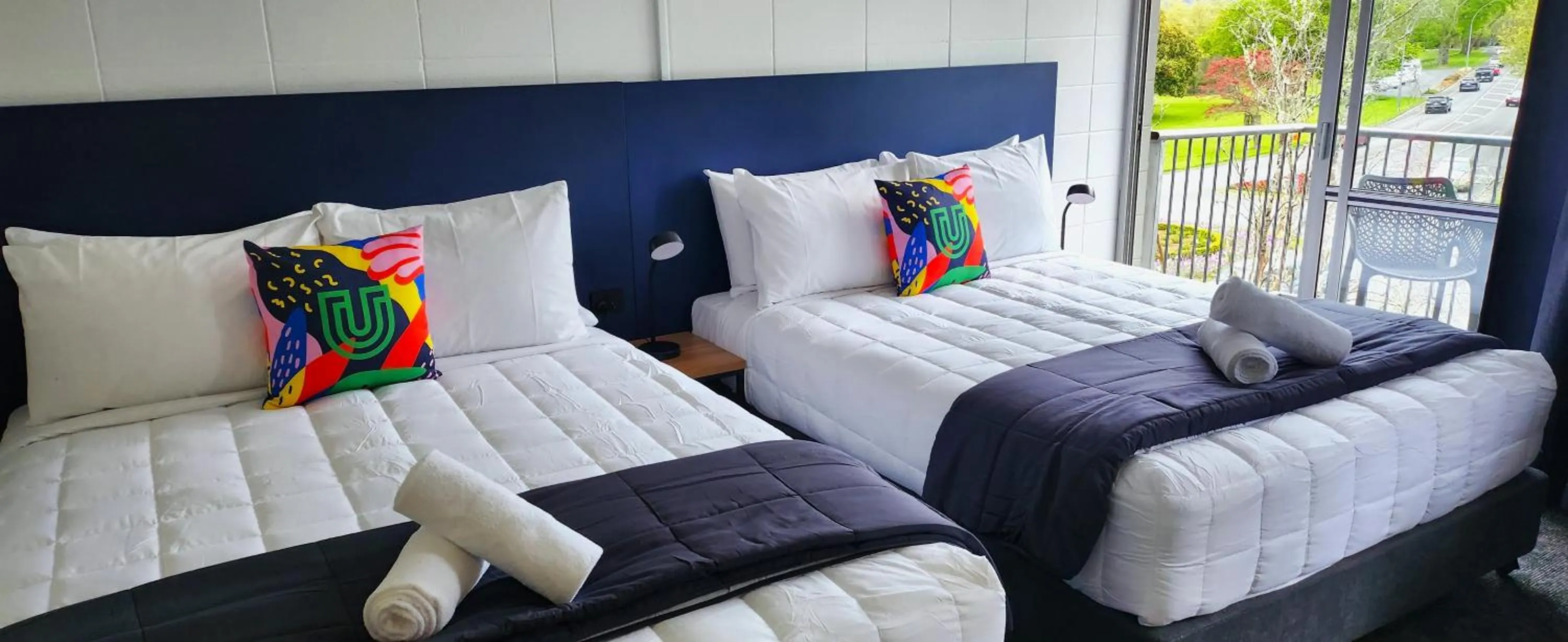 Bed in Urban Lounge Sleepery, SureStay Collection by BW