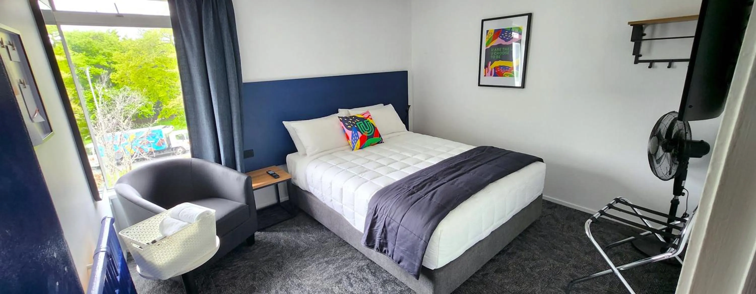 Bed in Urban Lounge Sleepery, SureStay Collection by BW