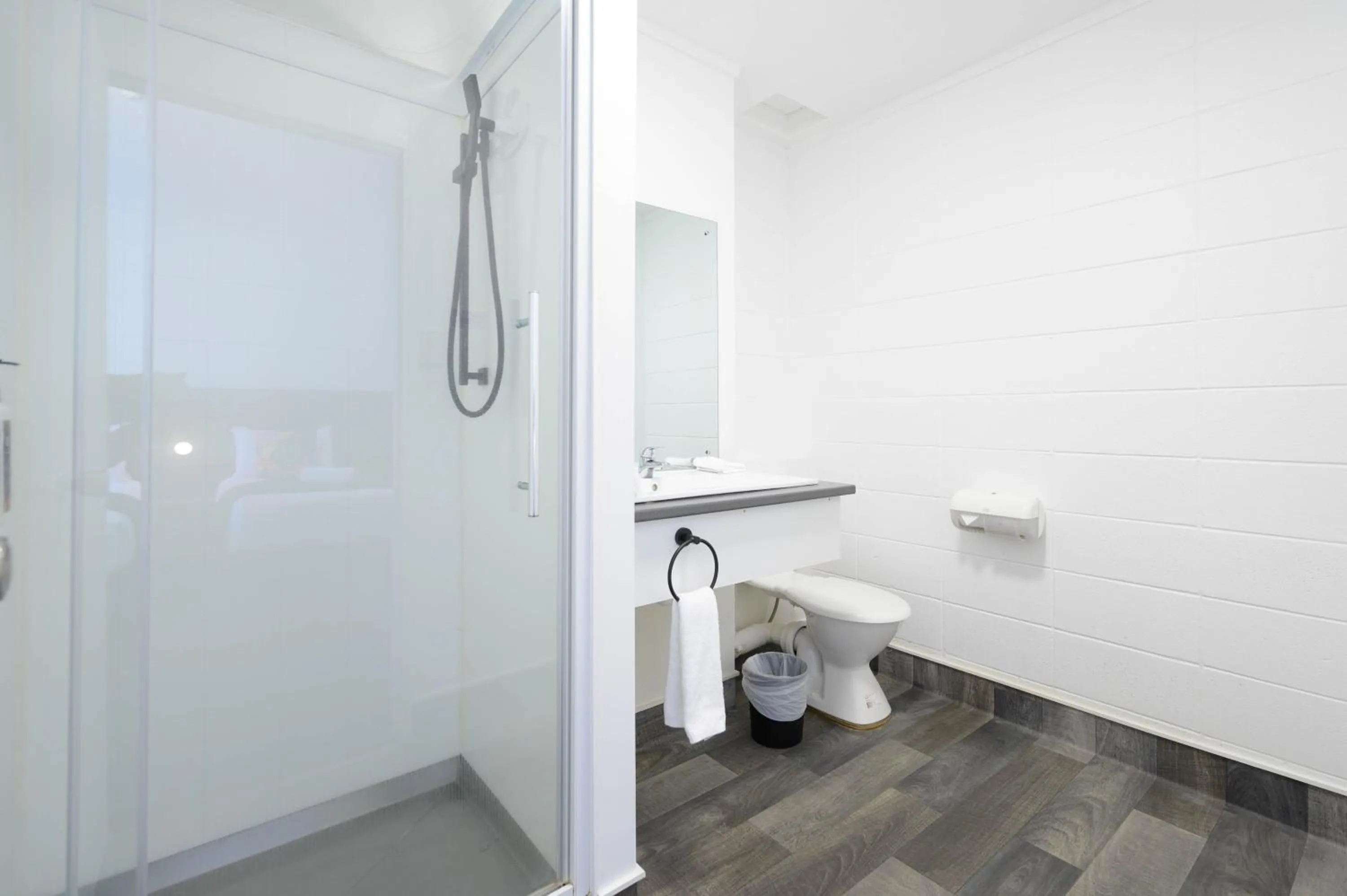 Bathroom in Urban Lounge Sleepery, SureStay Collection by BW