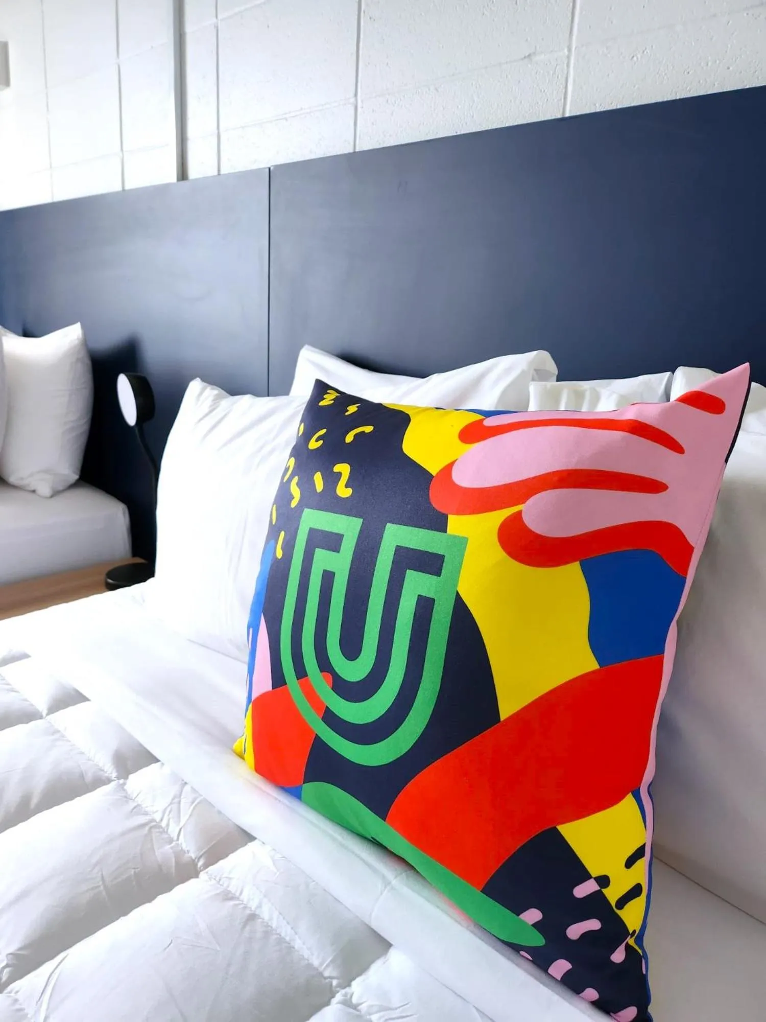 Bed in Urban Lounge Sleepery, SureStay Collection by BW