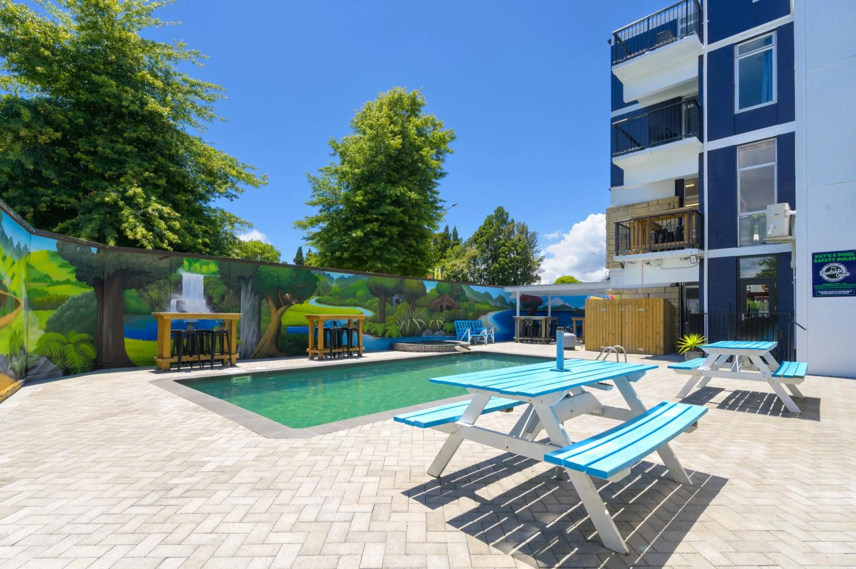 Swimming pool in Urban Lounge Sleepery, SureStay Collection by BW