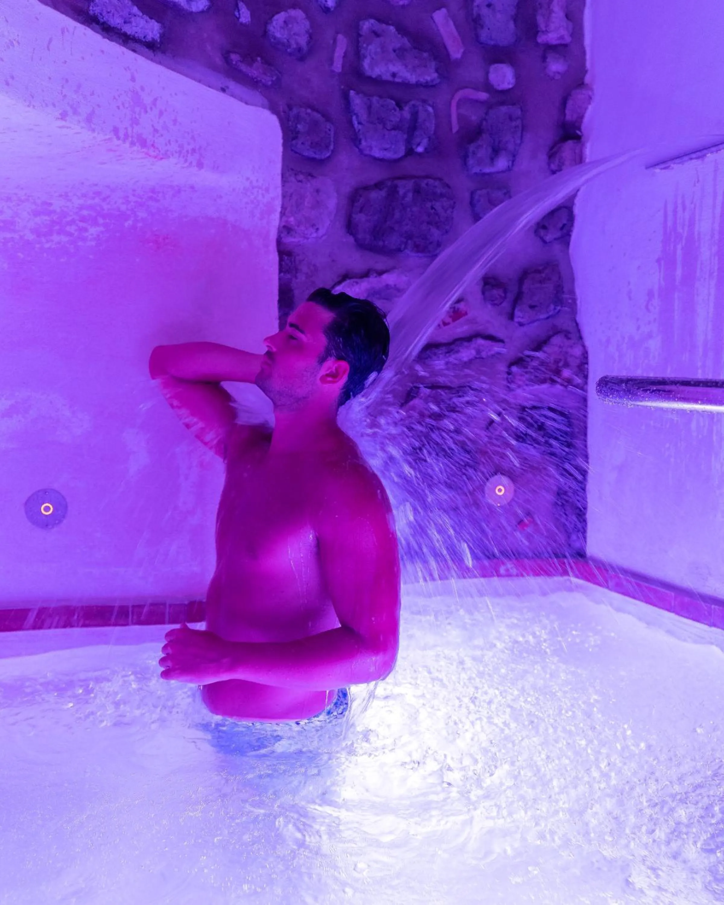 Hot Tub in Hotel & Spa Relais Freedom Club