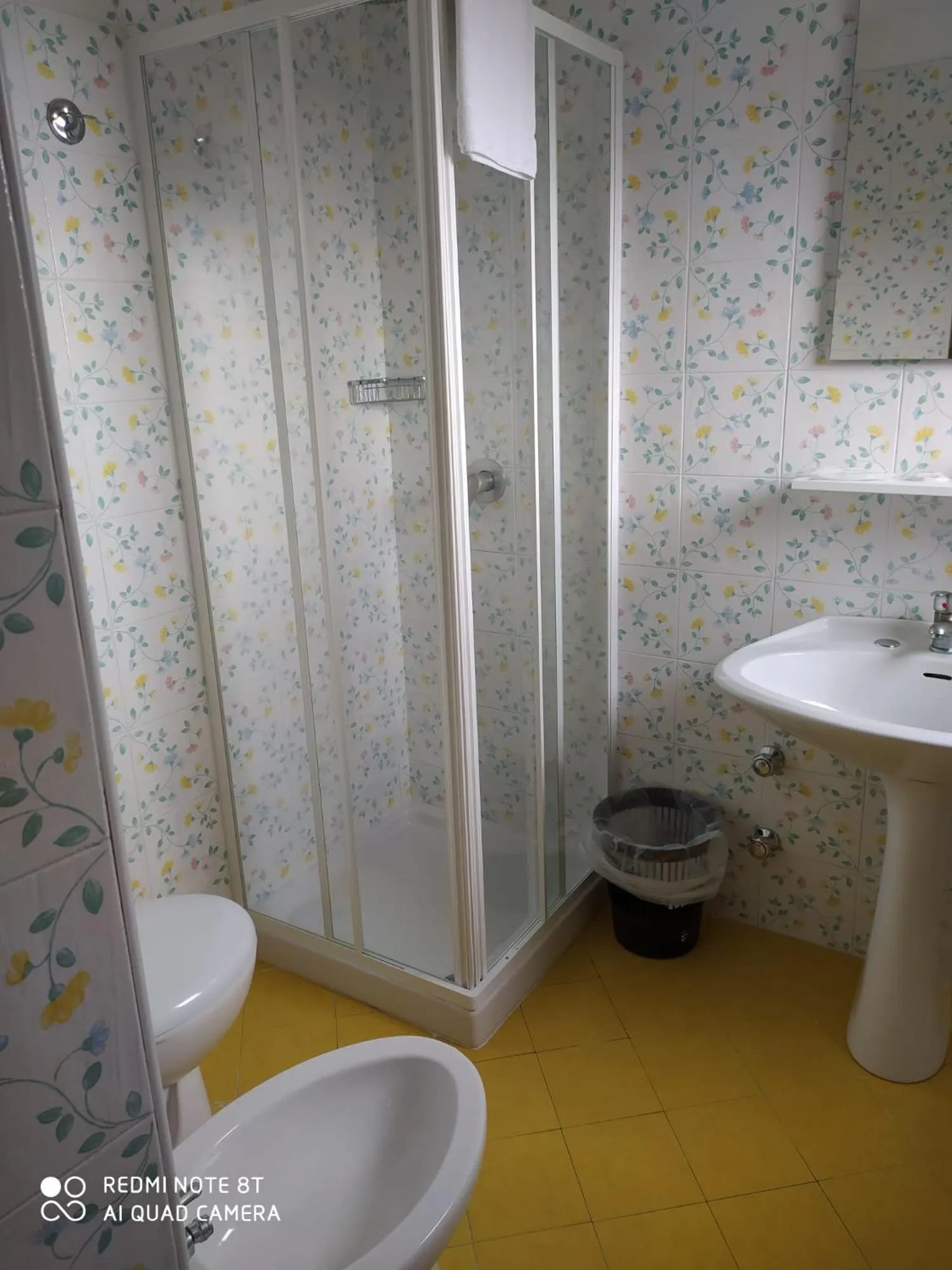 Shower in Hotel & Spa Relais Freedom Club