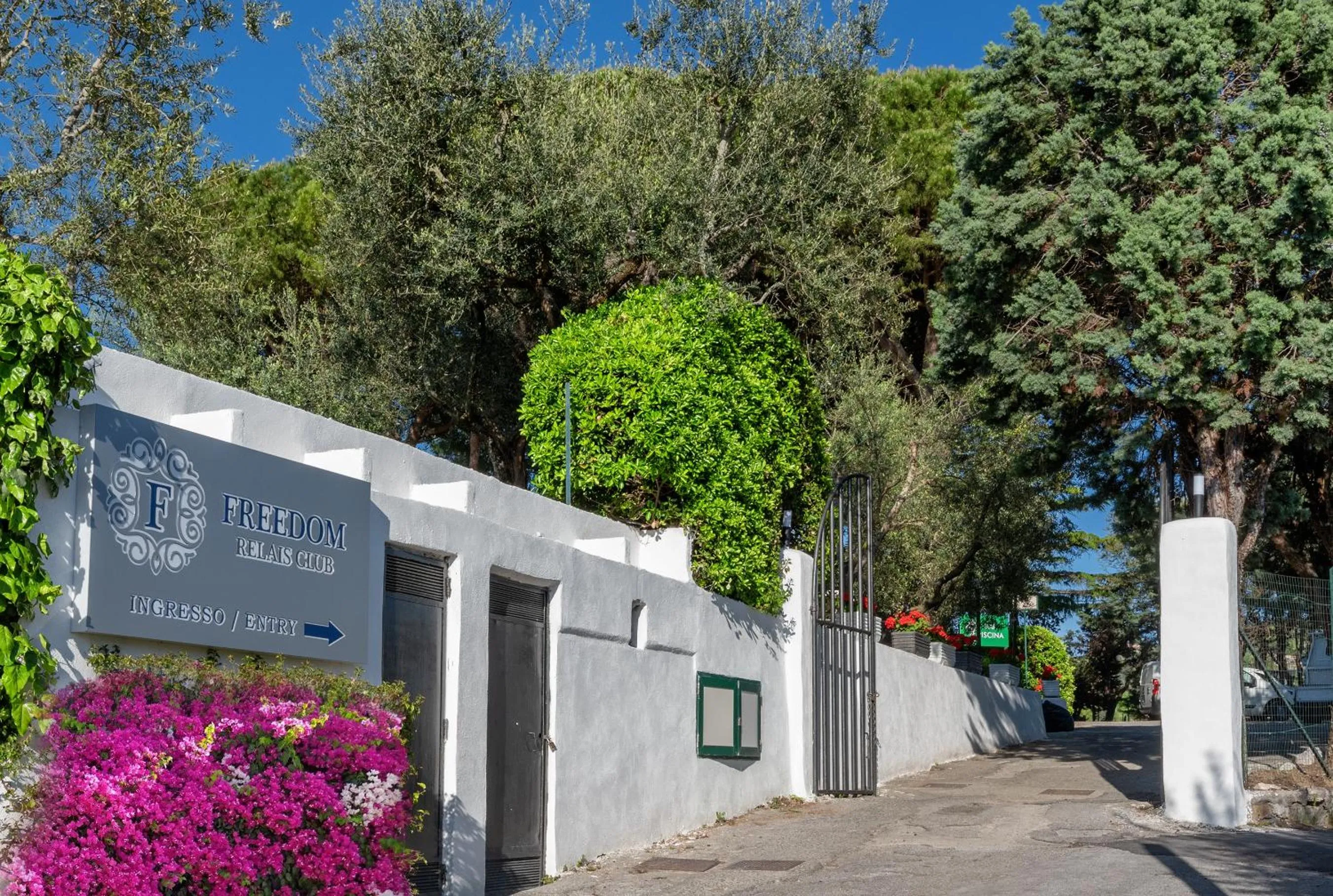 Property building in Hotel & Spa Relais Freedom Club