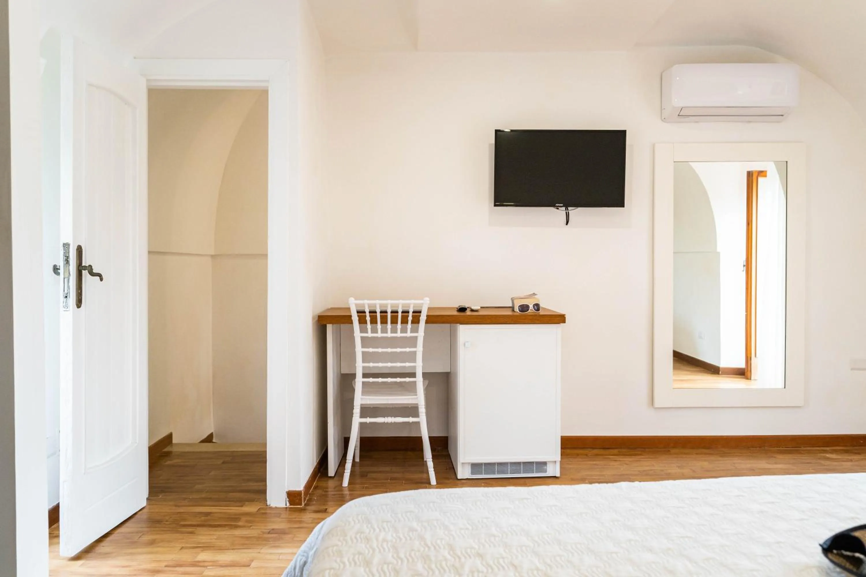 hair dresser, Bed in Hotel & Spa Relais Freedom Club