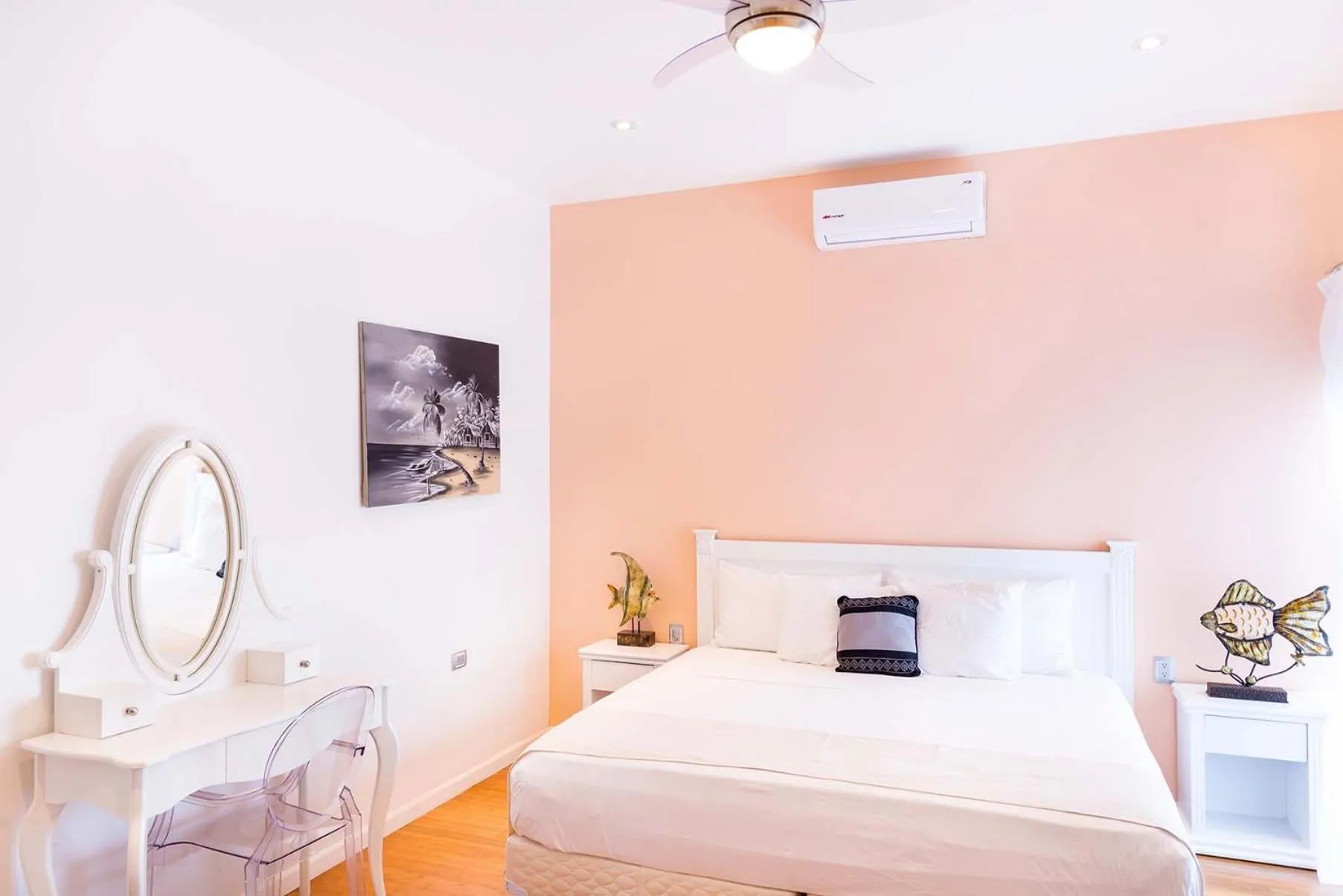 Photo of the whole room, Bed in Casa Barco Hotel Boutique