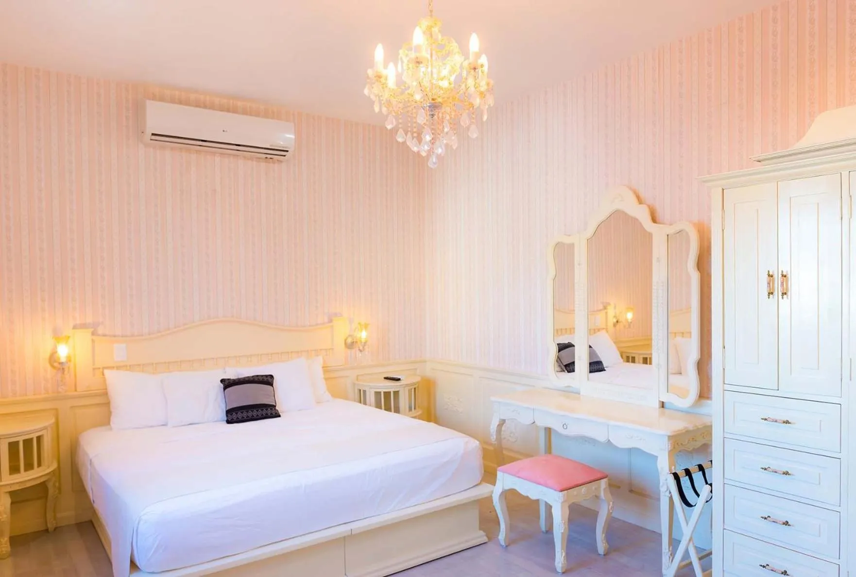 Photo of the whole room, Bed in Casa Barco Hotel Boutique