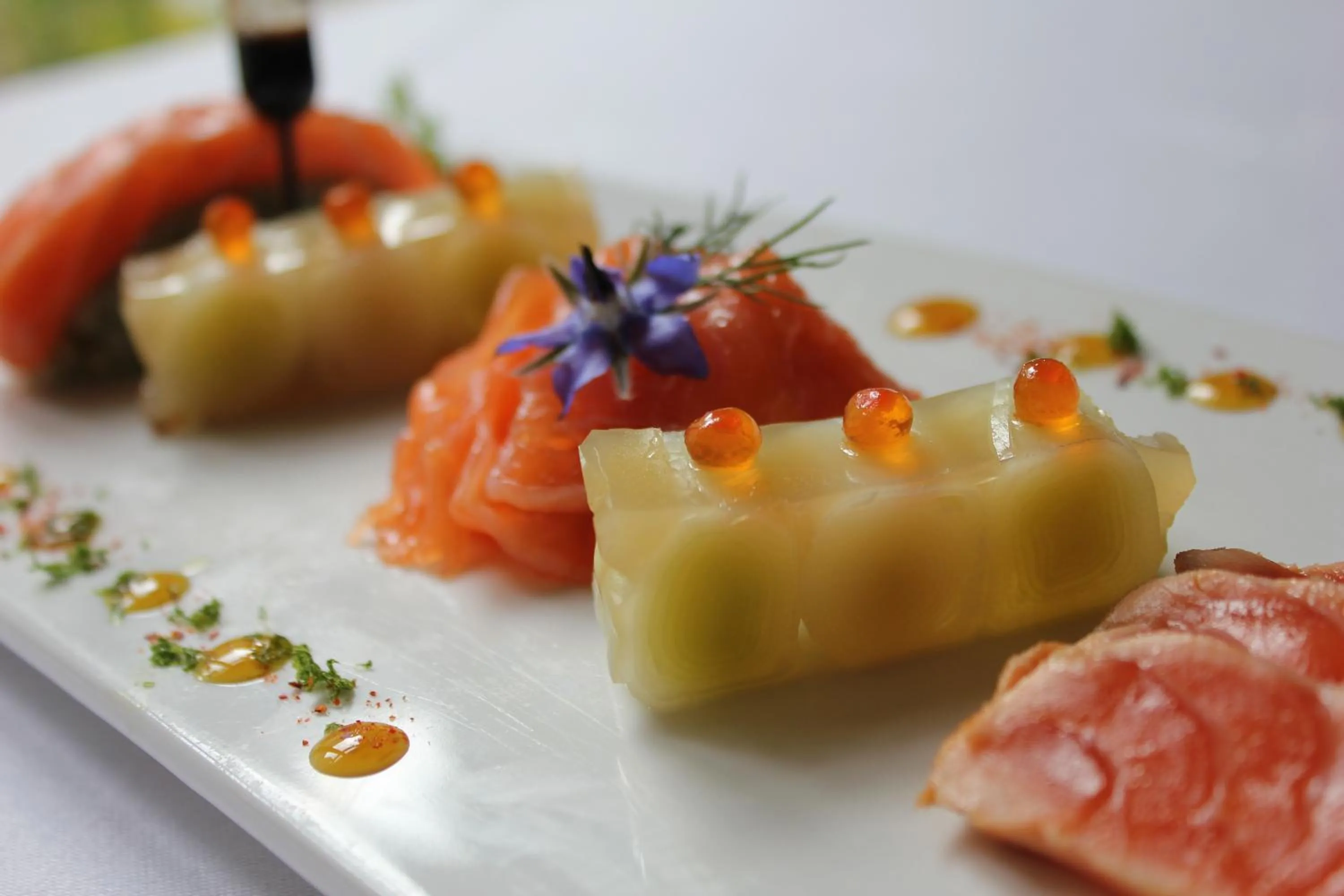 Meals in Logis Hotel Restaurant Le Cheval Blanc