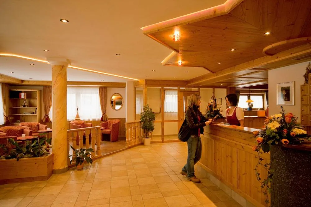 People in Schmalzlhof Hotel & Apartments