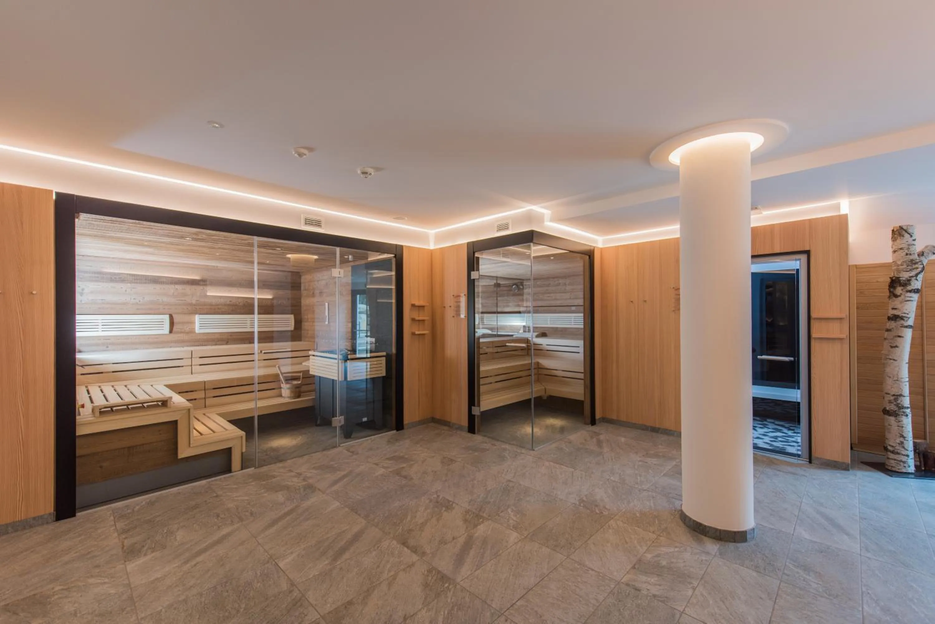 Sauna in Schmalzlhof Hotel & Apartments