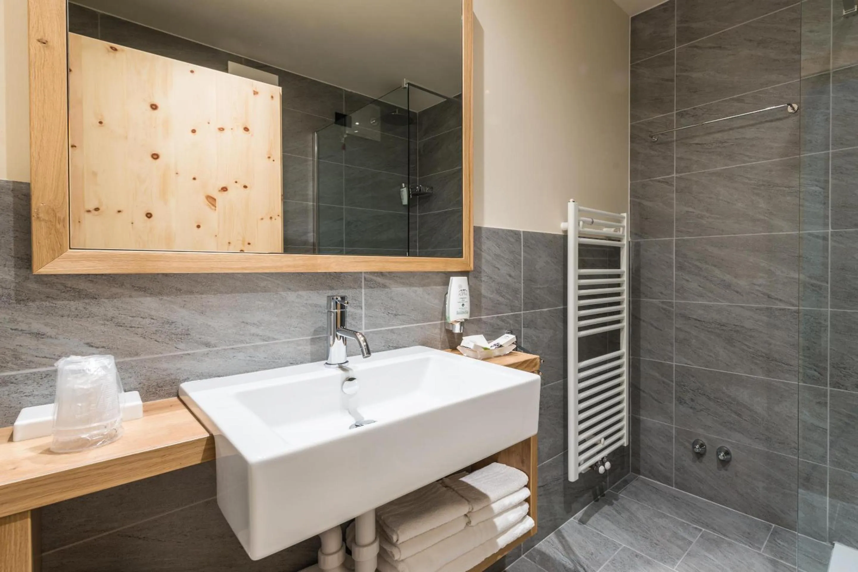 Bathroom in Hotel Fontanella