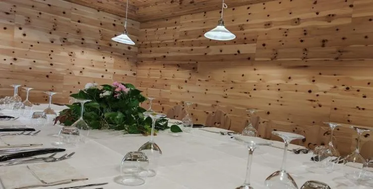 Restaurant/places to eat in Hotel Fontanella