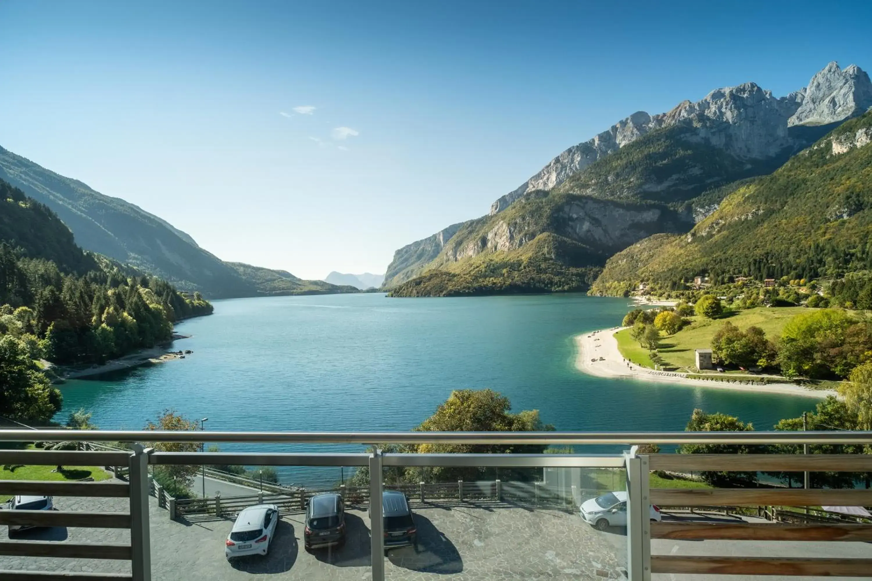 Double Room with Lake View in Hotel Fontanella Double Room with Lake View in Hotel Fontanella