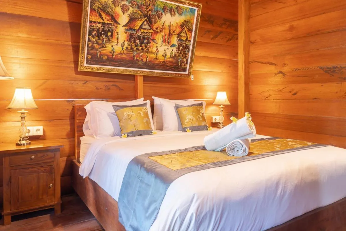 Bed in Madeira Inn Villa by Bukit Vista