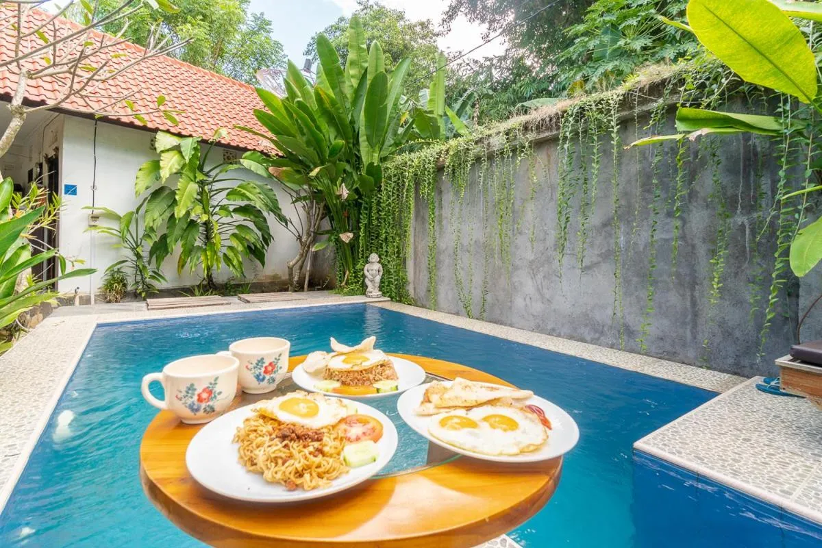 Swimming pool in Madeira Inn Villa by Bukit Vista