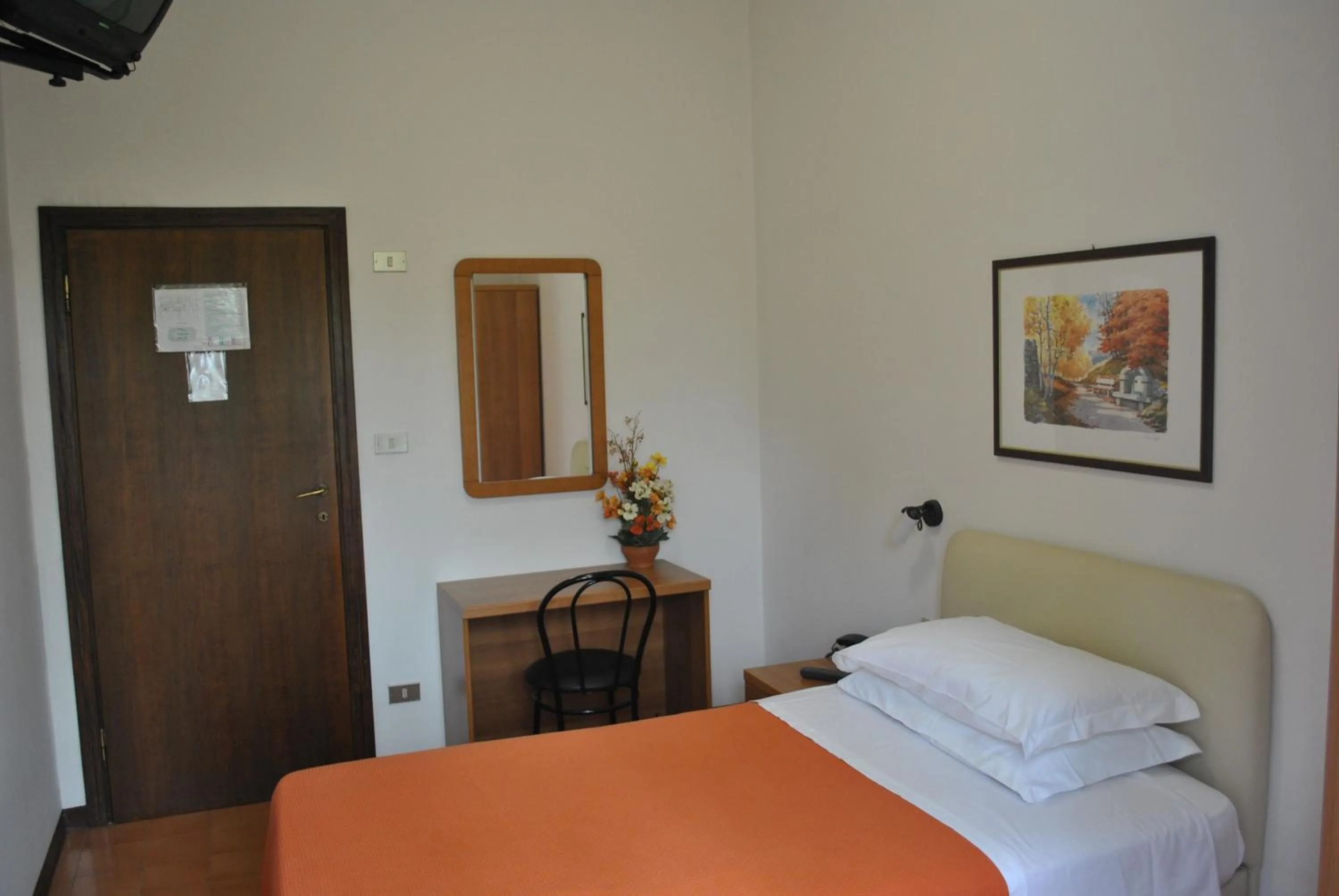 Bed in Albergo "da Mario"