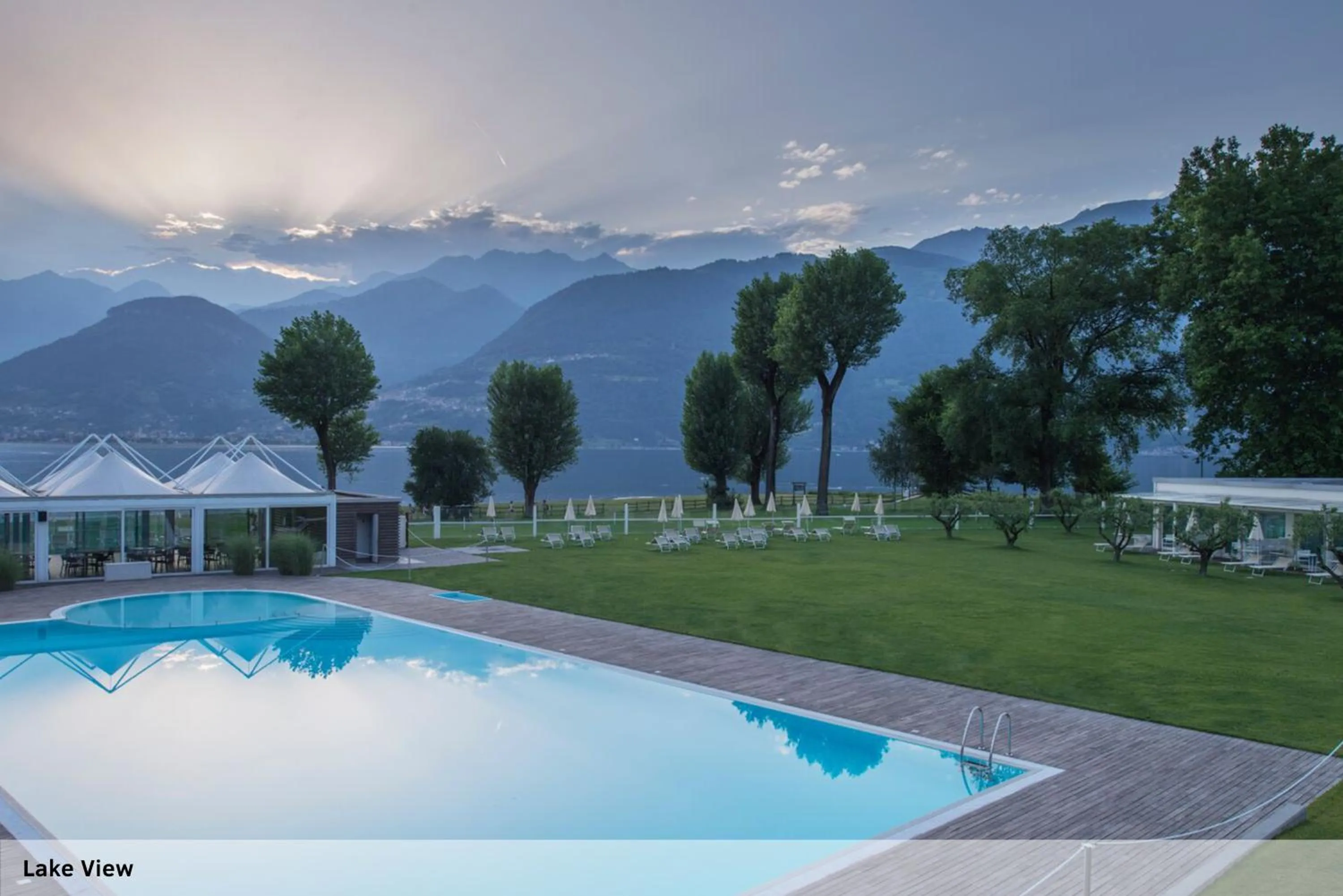 Swimming pool in Seven Park Hotel Lake Como - Adults Only