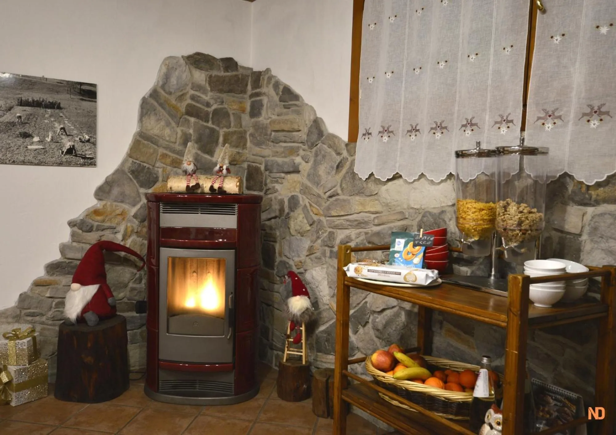 Breakfast in Villa Lucin