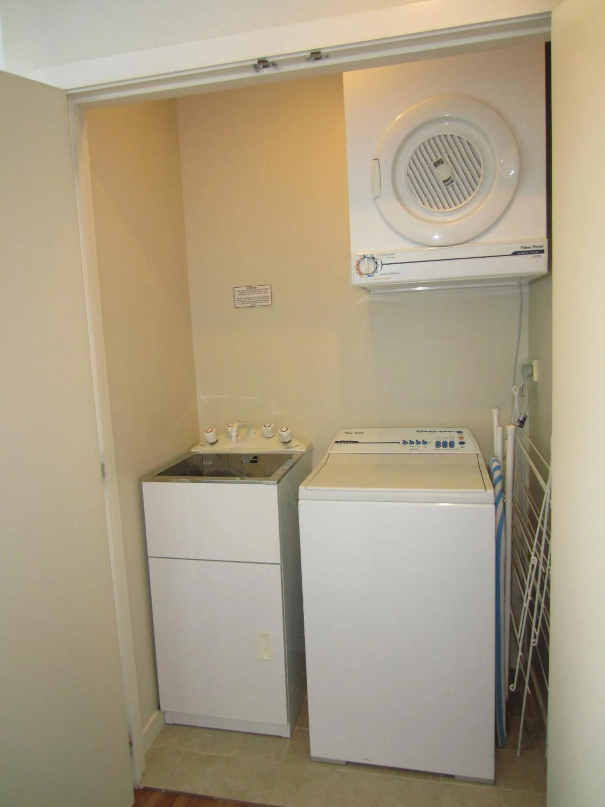 Area and facilities in Villa Del Lago