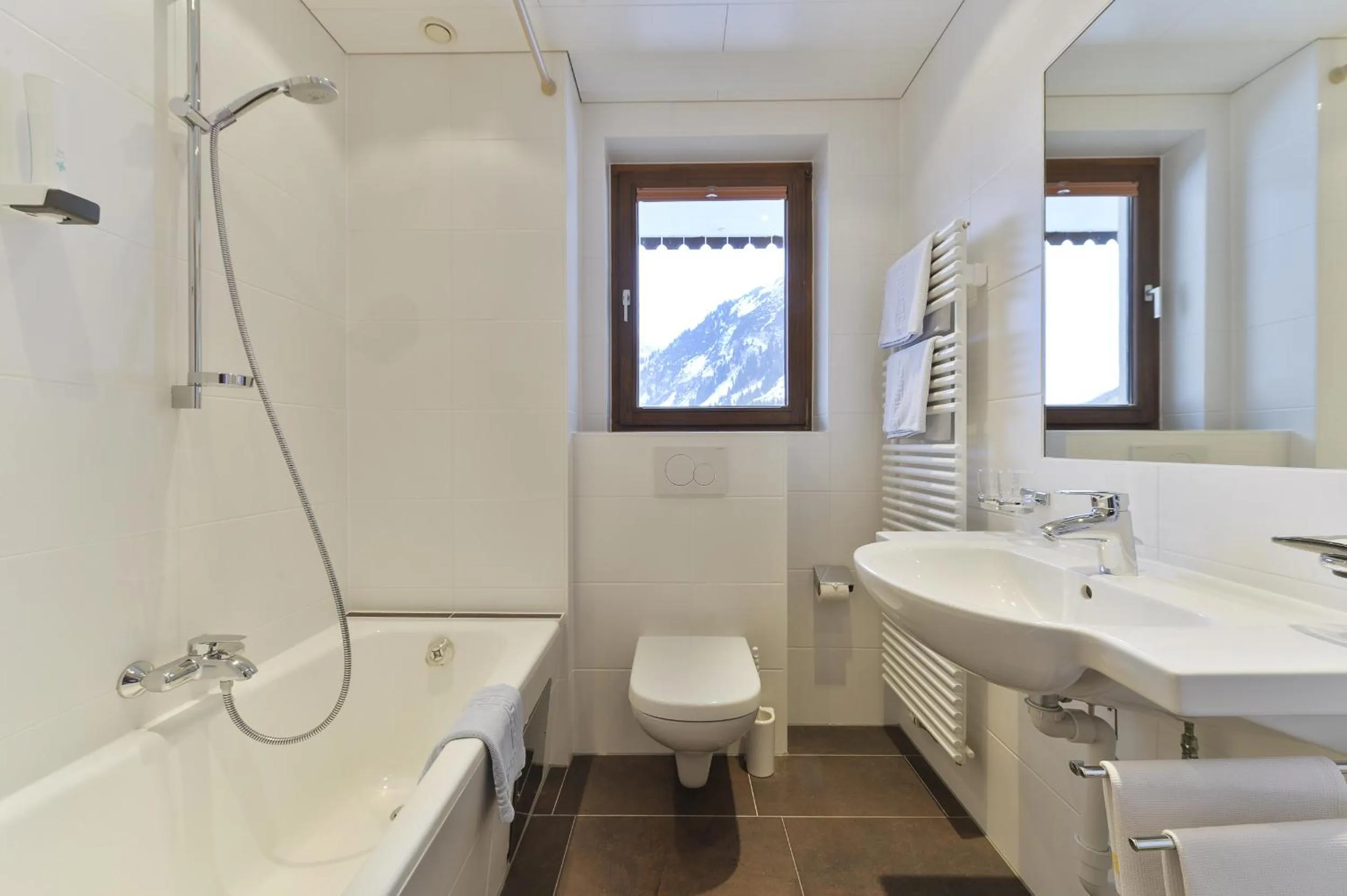 Bathroom in Hotel Bergheim