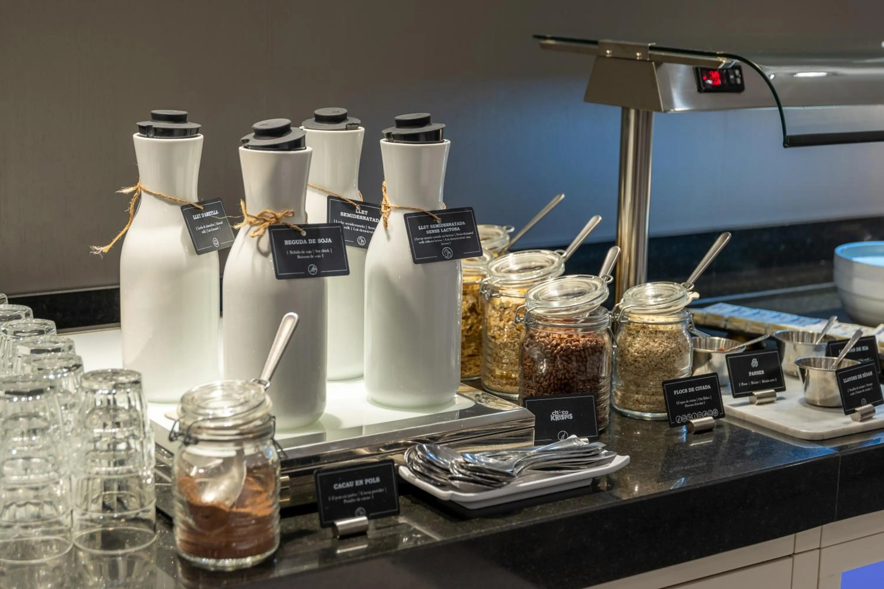 Buffet breakfast in Hotel Ciutadella Barcelona