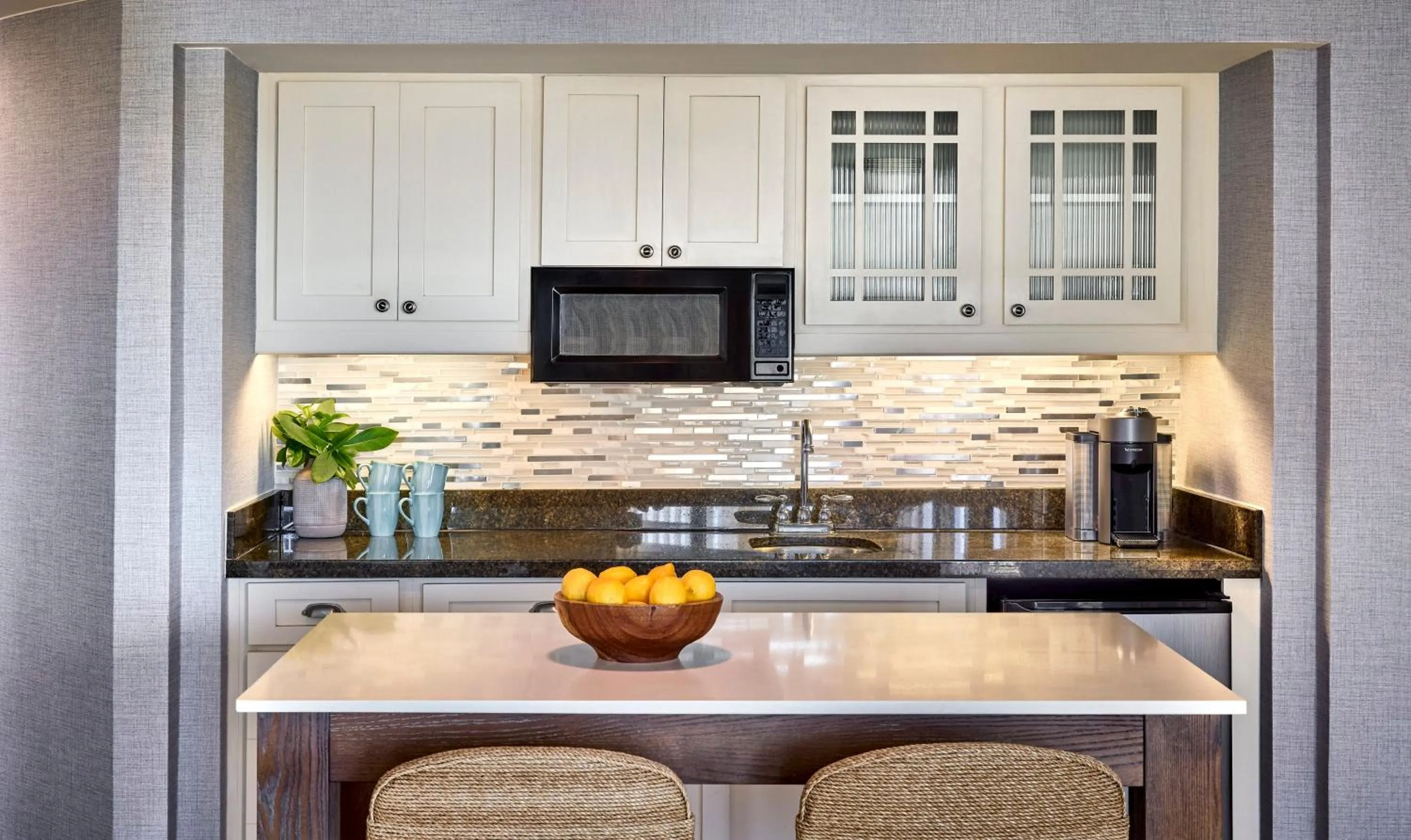 Photo of the whole room in Omni Hilton Head Oceanfront Resort