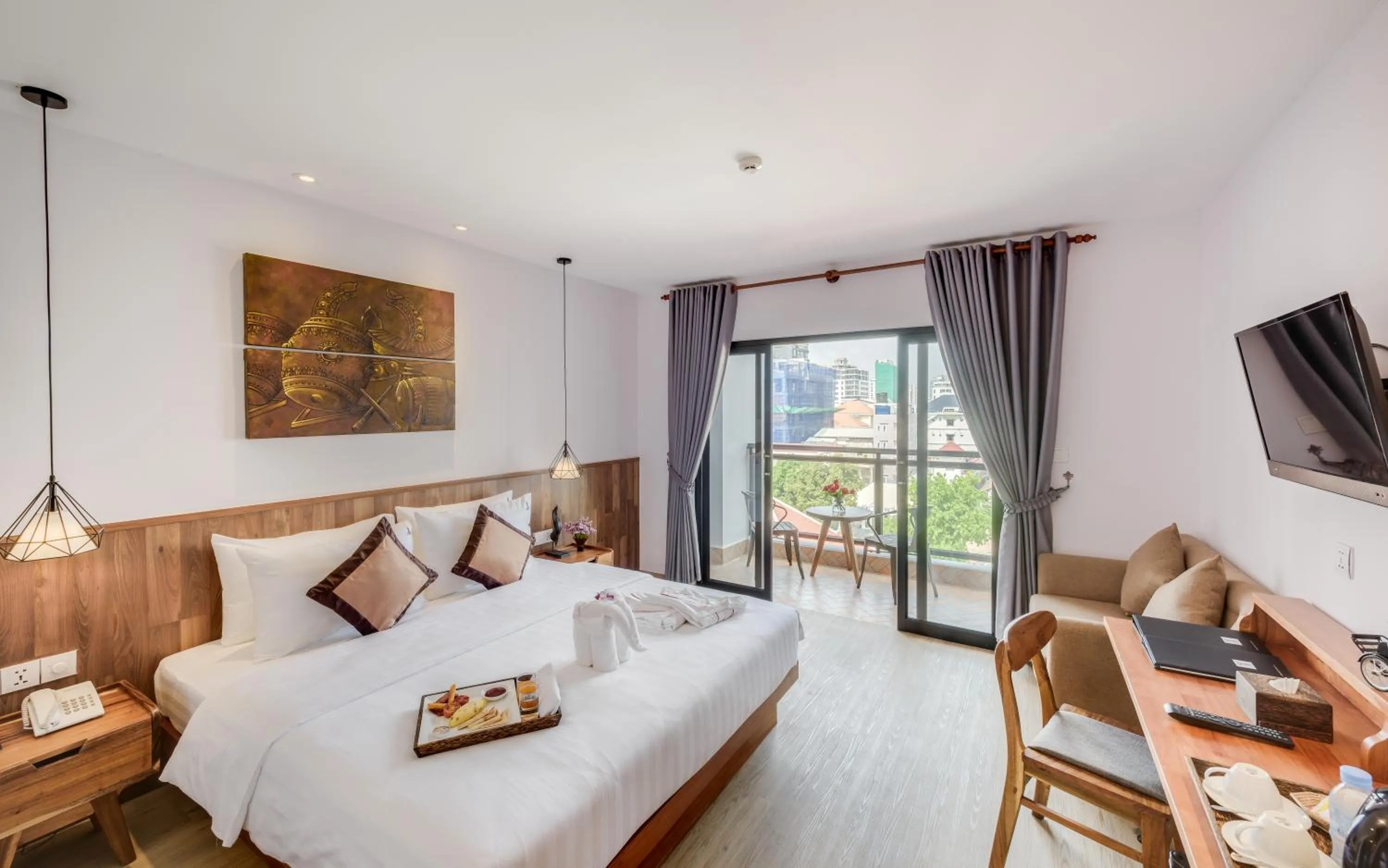 Bed in Phnom Penh 51 Hotel & Residences