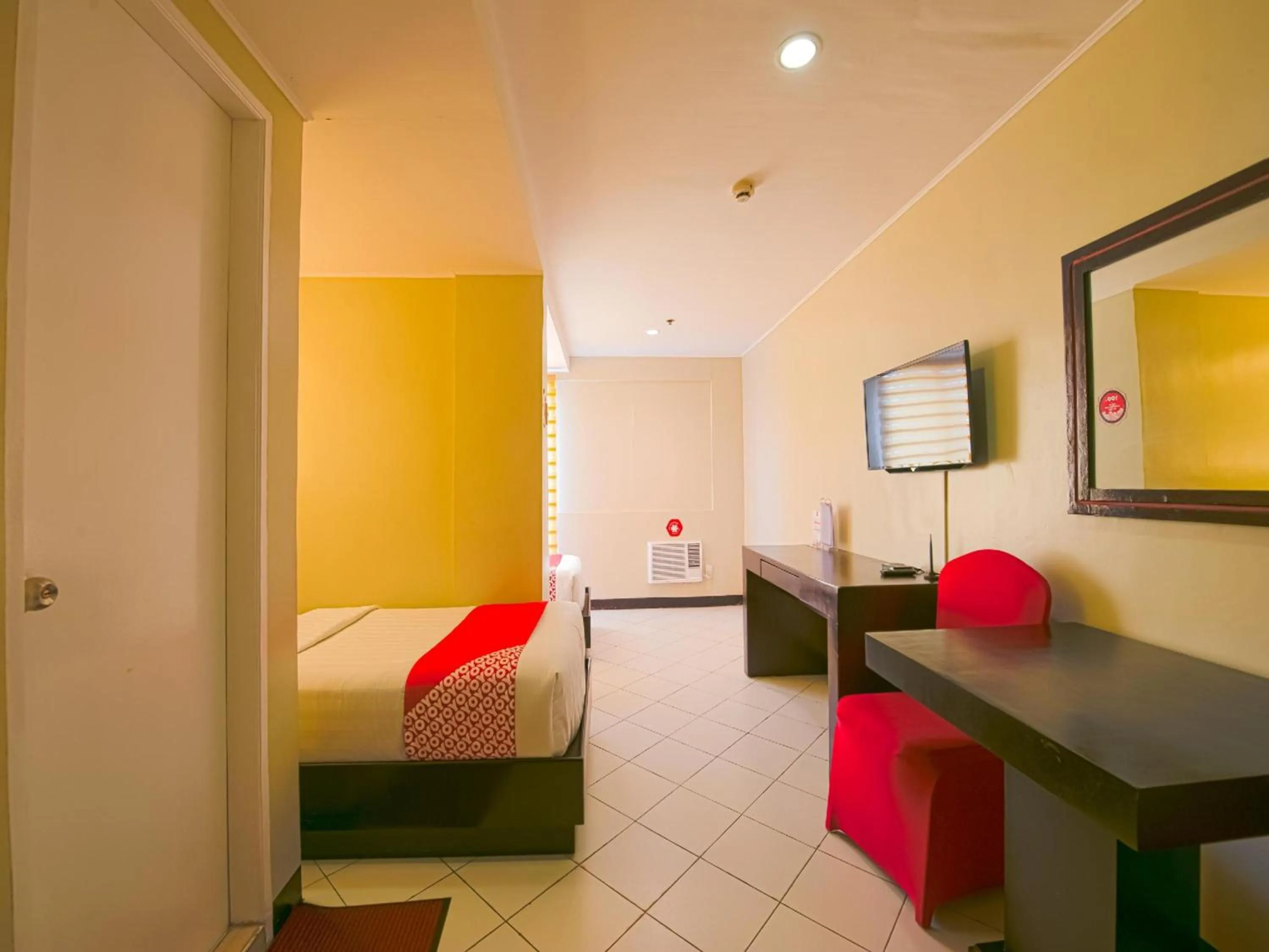 Bedroom in OYO 115 Northridge Mansions