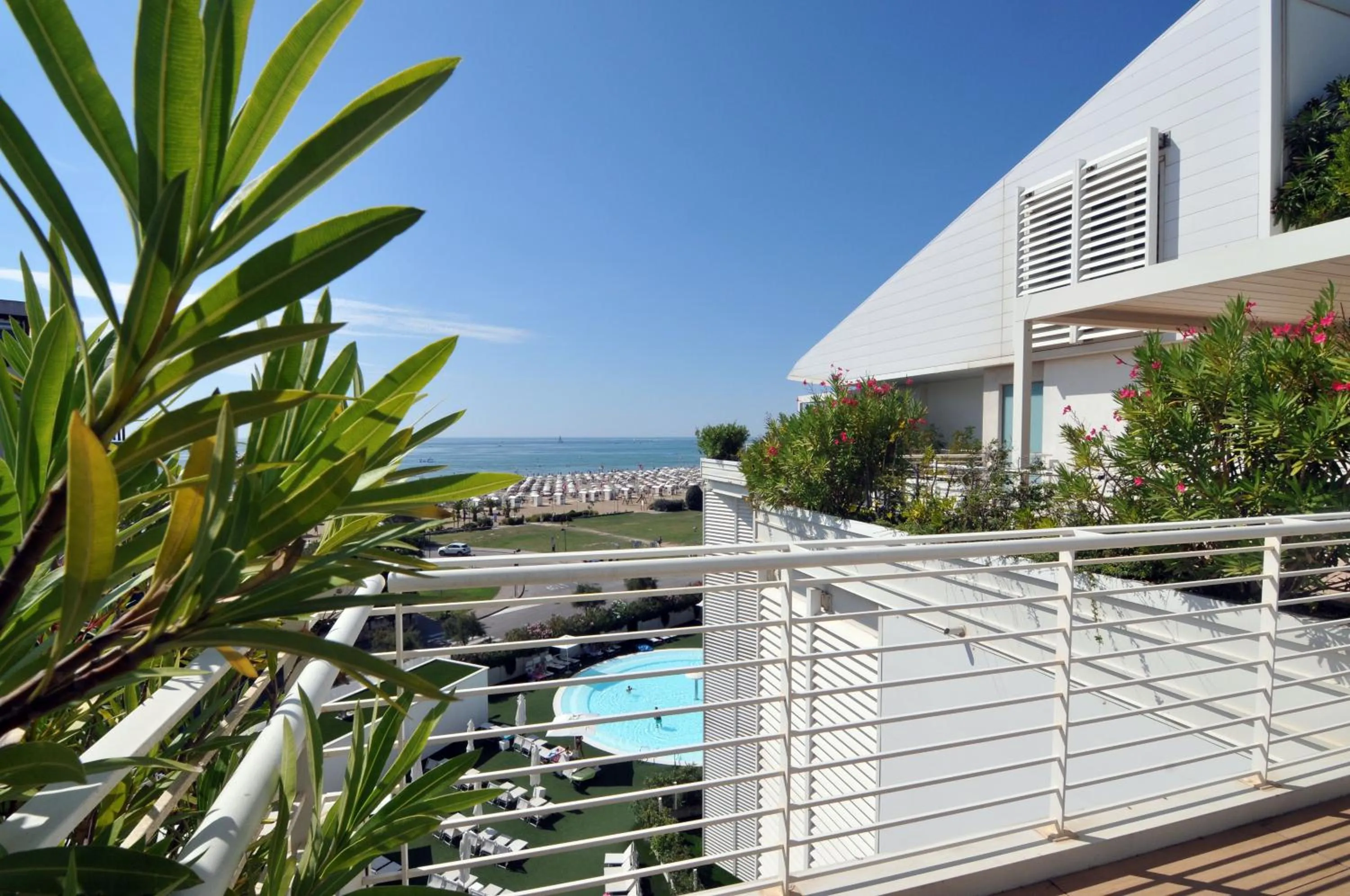 Property building in Marina Verde Resort Official