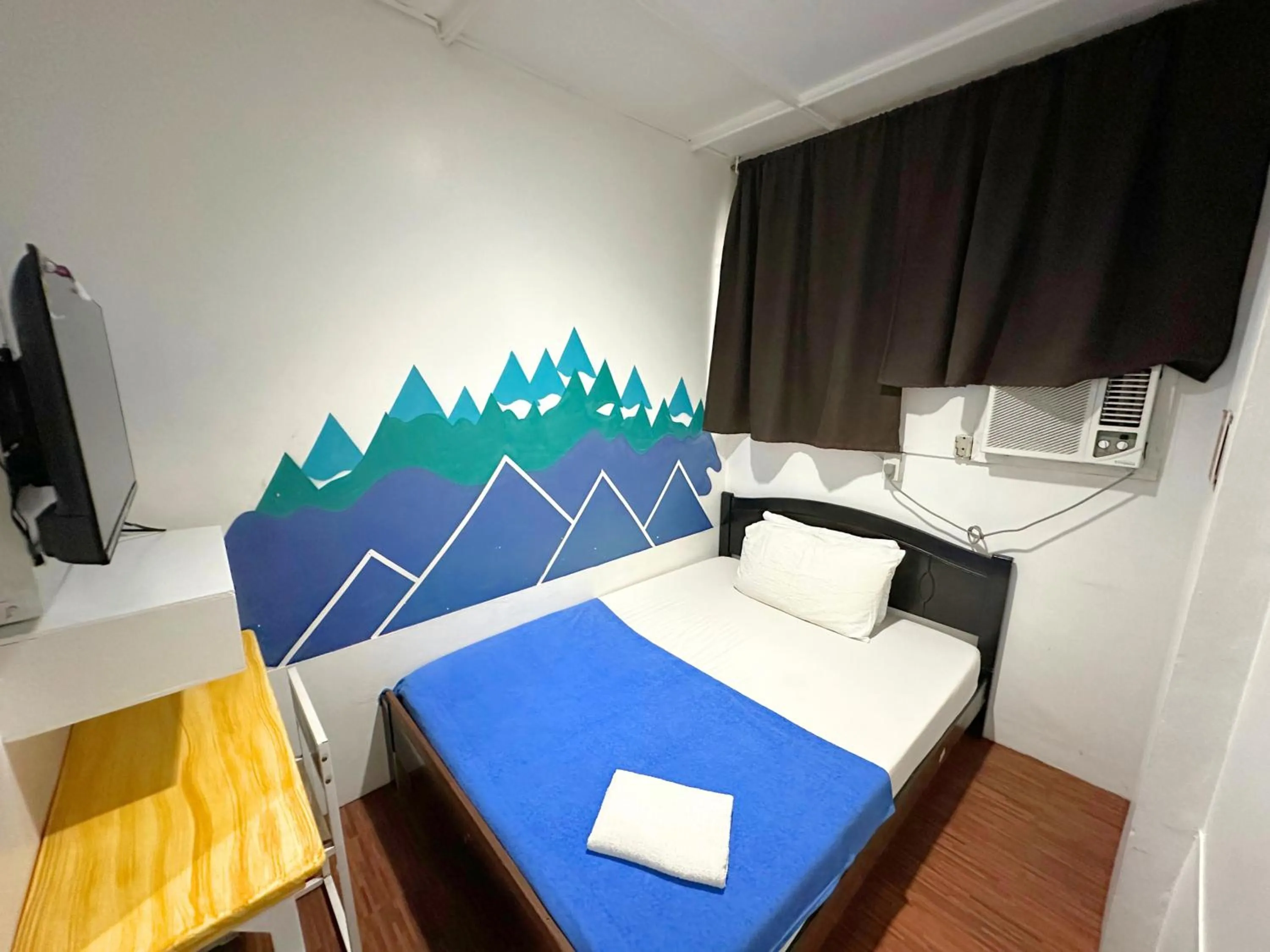 Bed in Dormitelsph UST