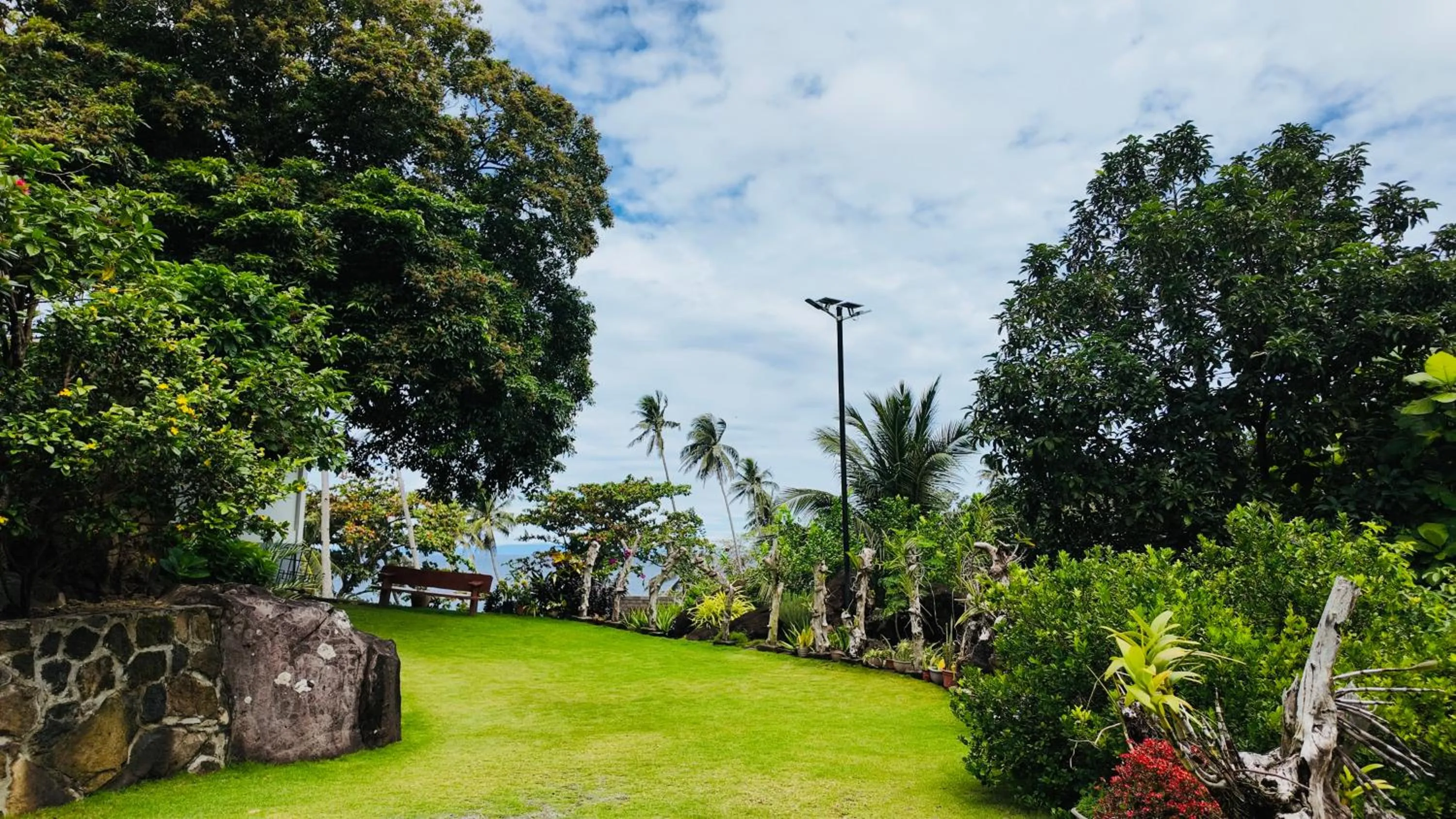 Day in Tongatok Cliff Resort