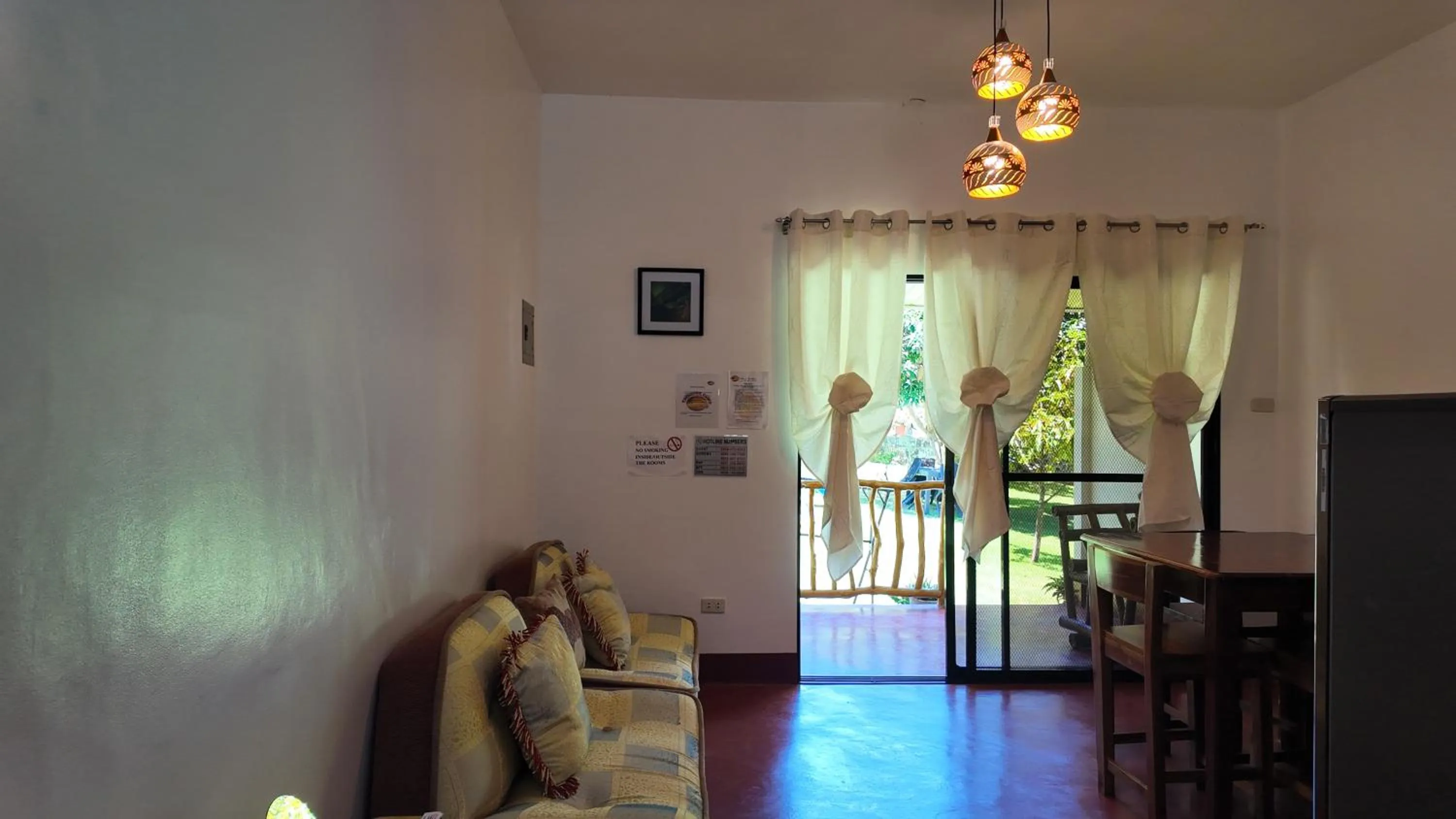 Seating area in Tongatok Cliff Resort