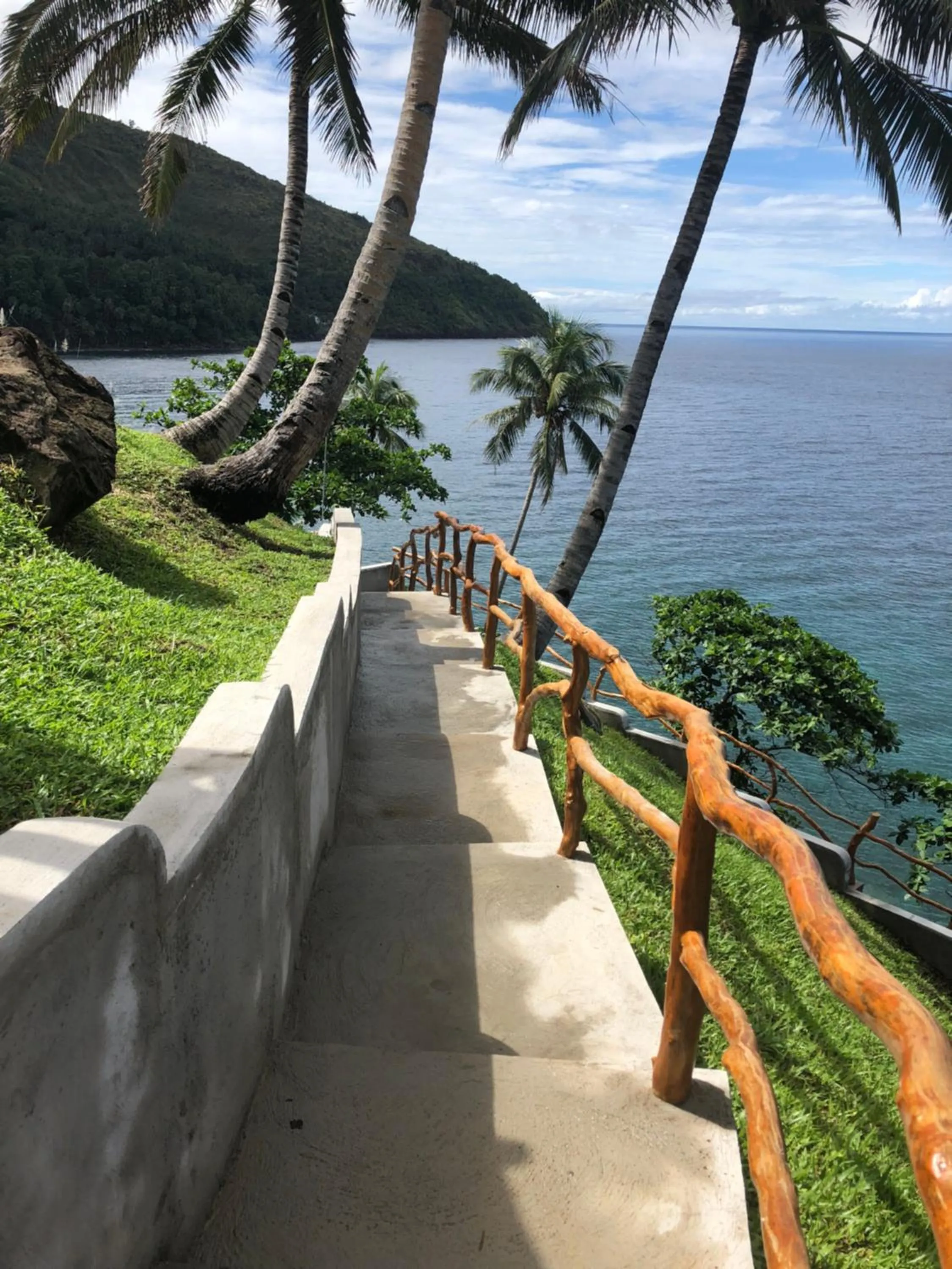 Day in Tongatok Cliff Resort