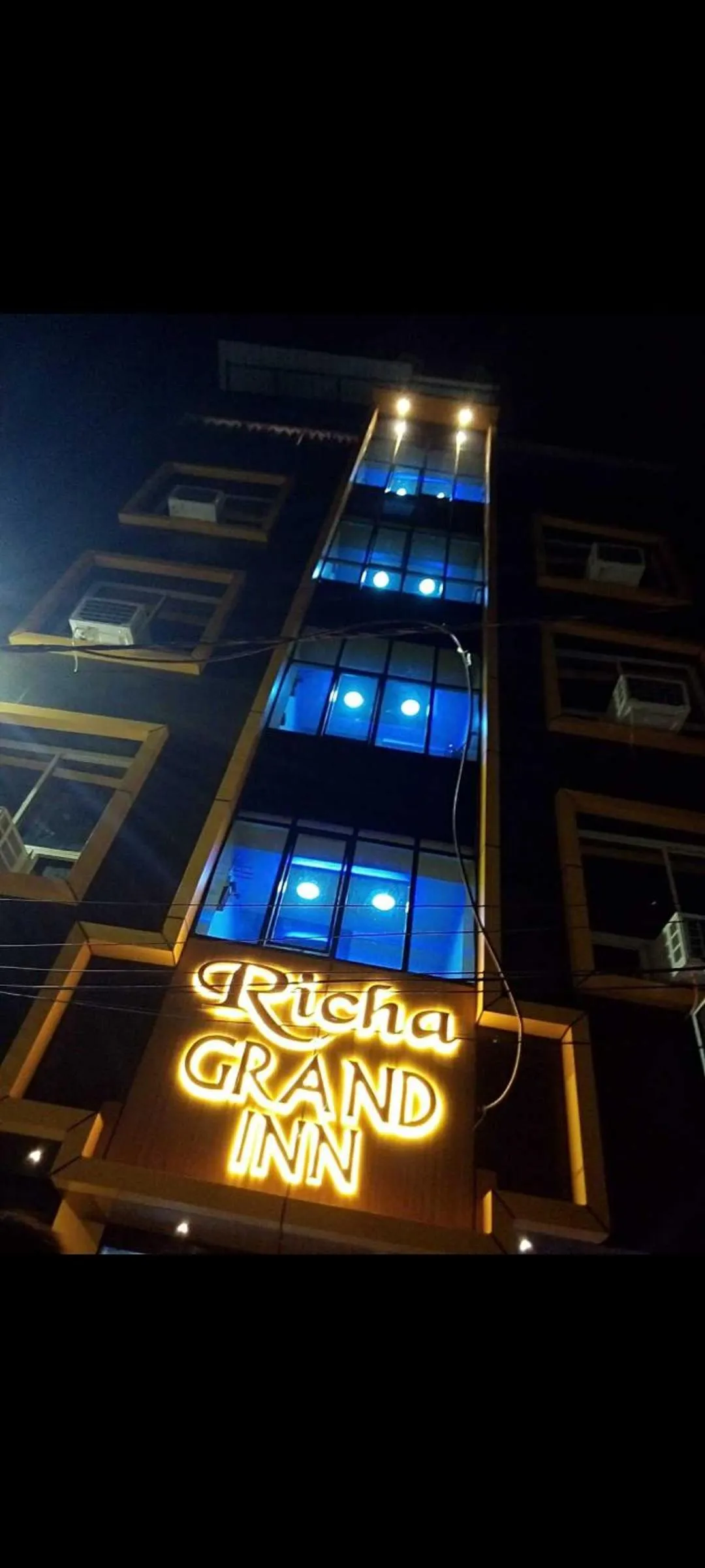 Facade/entrance in Super Hotel O Richa Grand