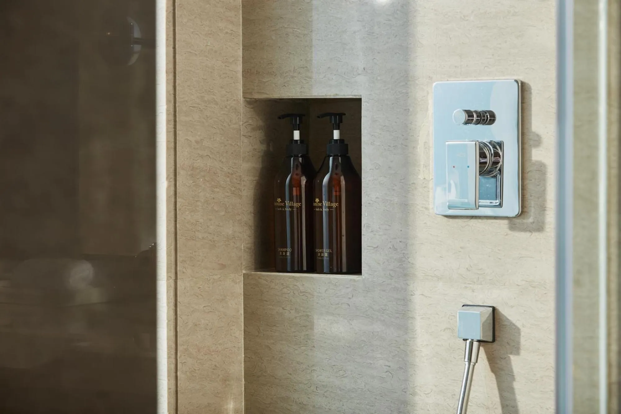 Zenith Hotel-Near Train Station & The Mixc