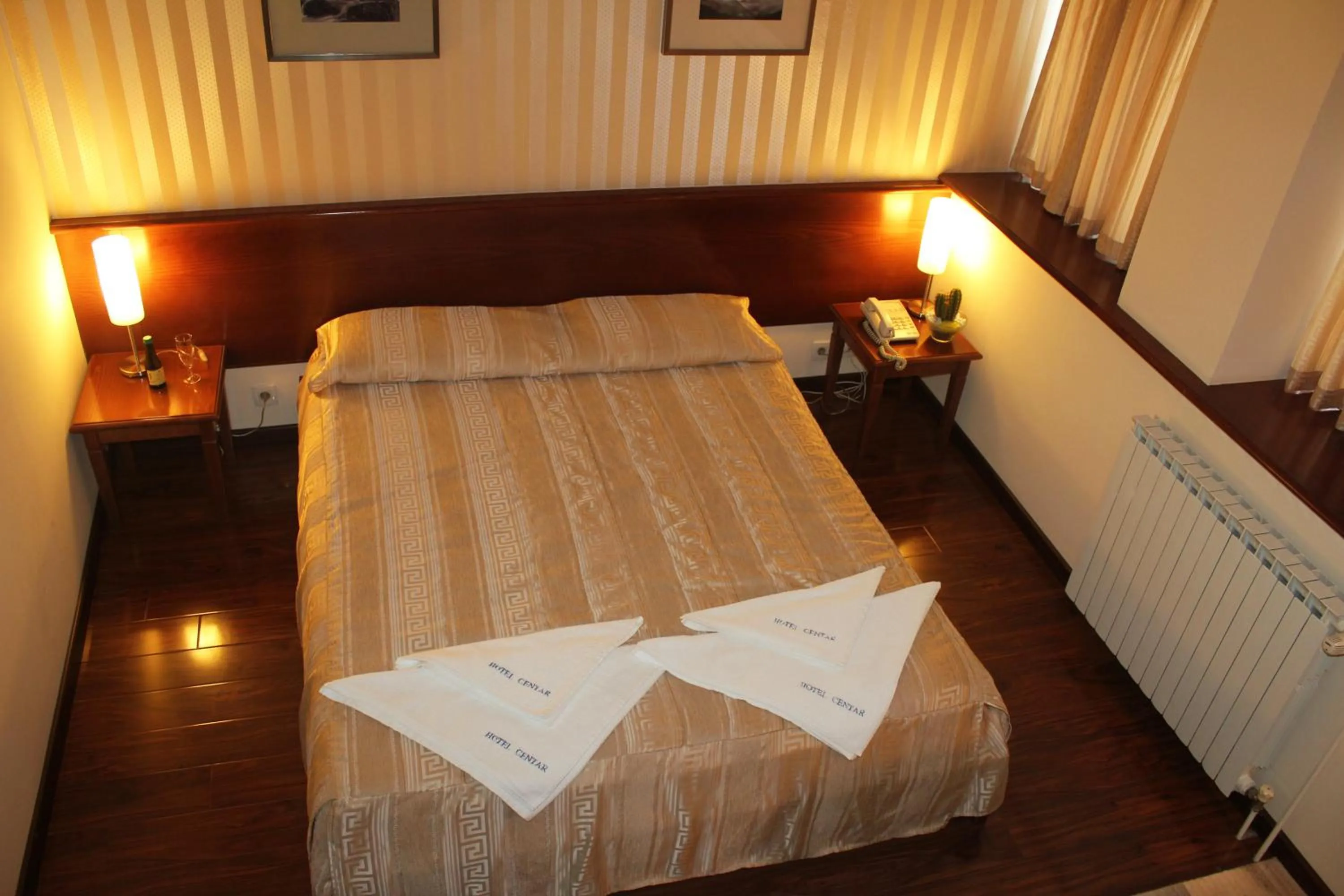 Bed in Hotel Centar