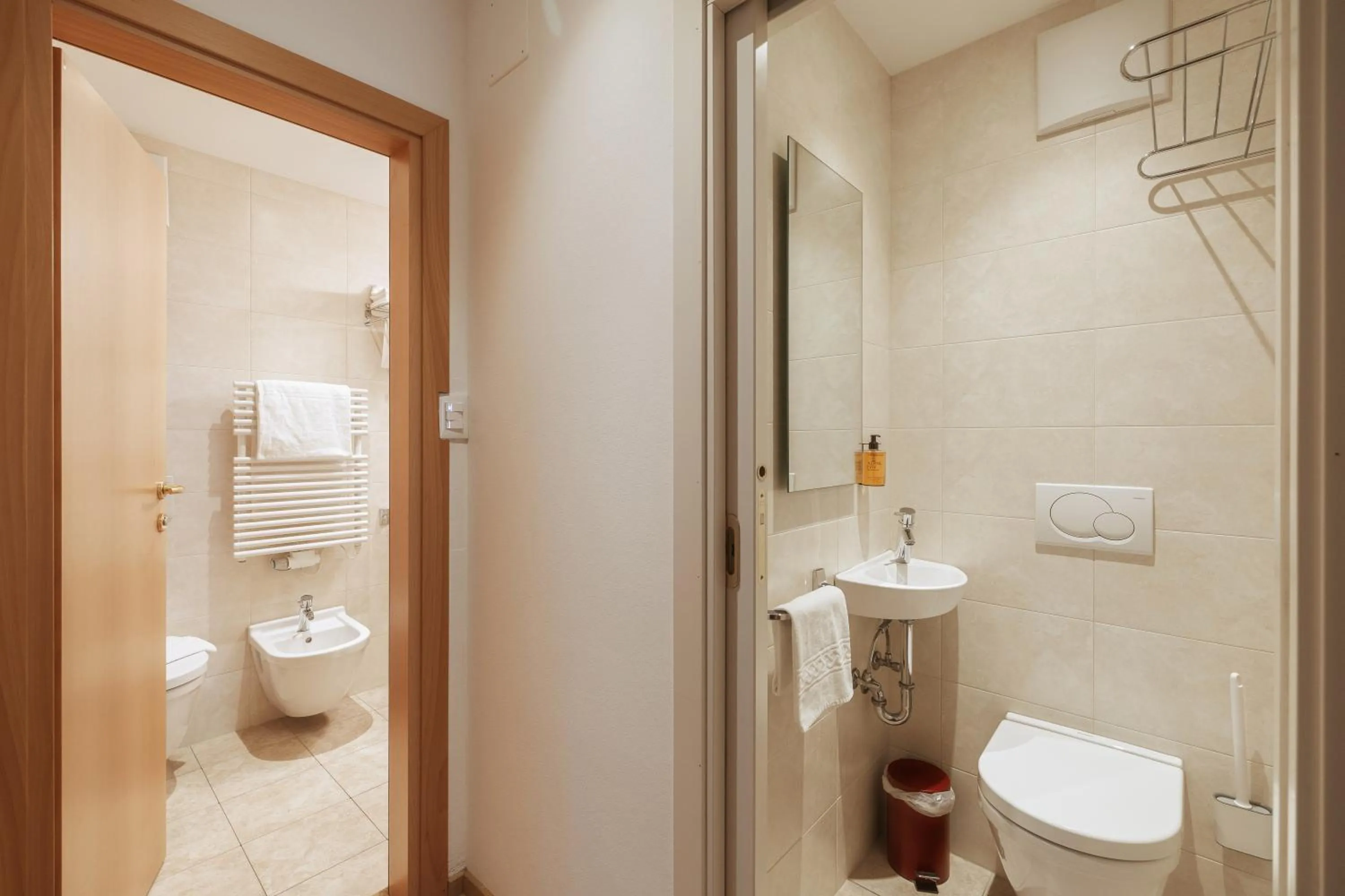 La Tambra - Residence - Central with Restaurant