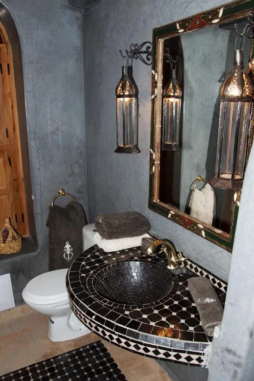 Bathroom in Riad Granvilier