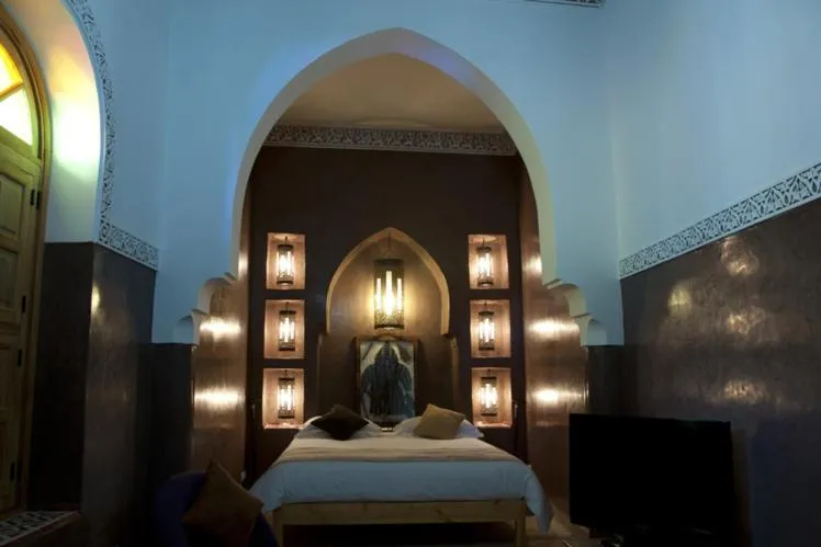 Bed in Riad Granvilier