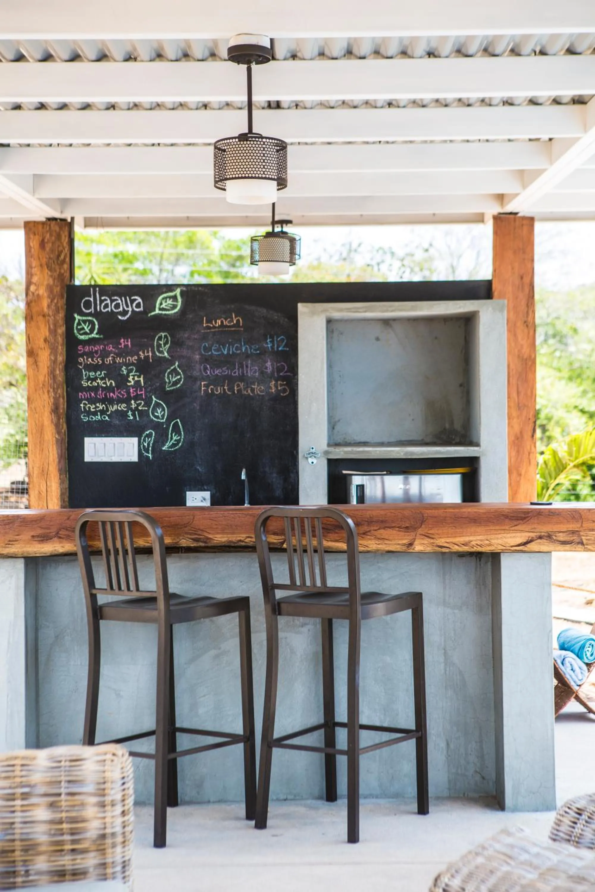 Lounge or bar in La Maracuya Panama