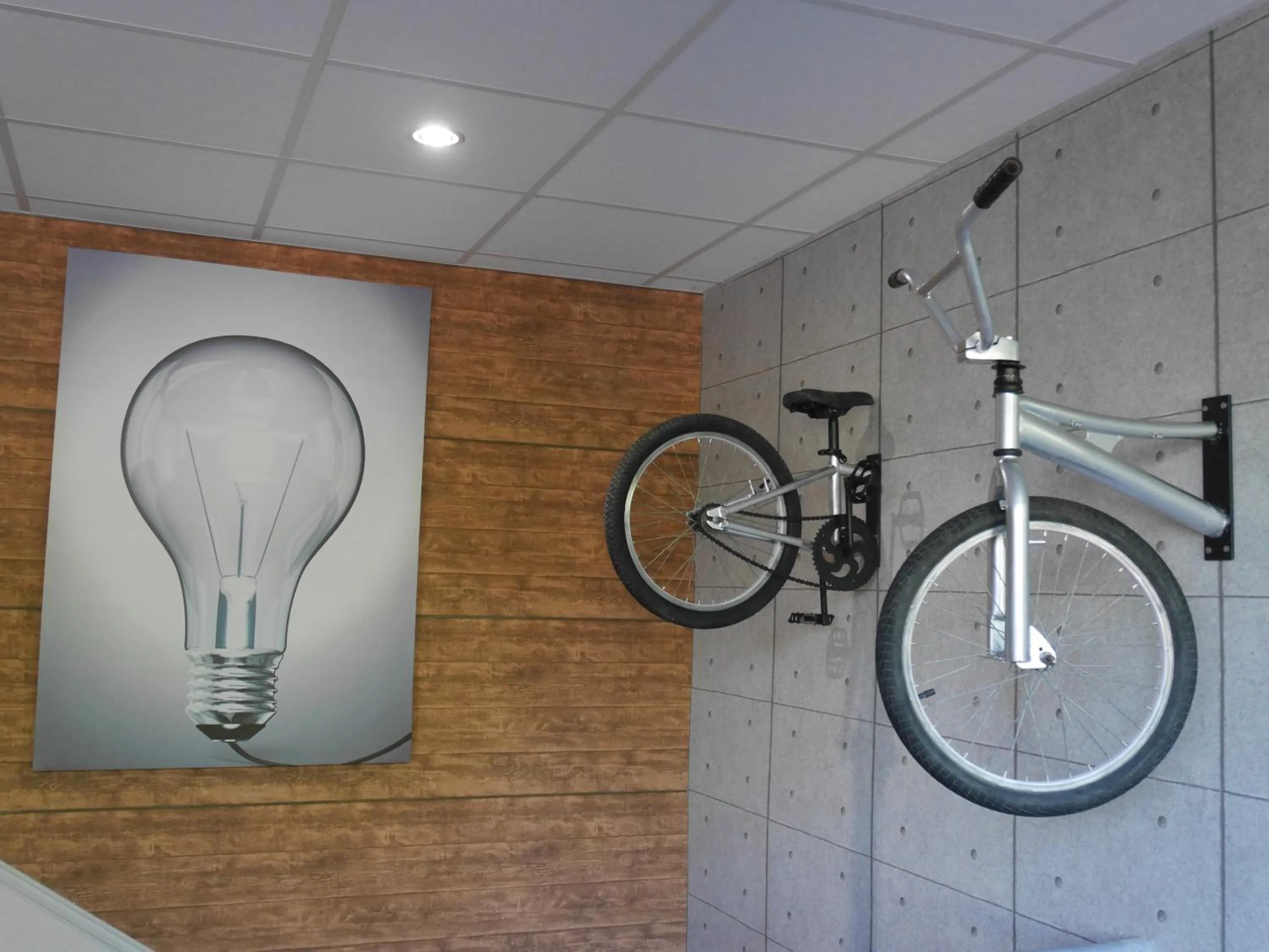 Decorative detail in Le Jardin de la Reyssouze