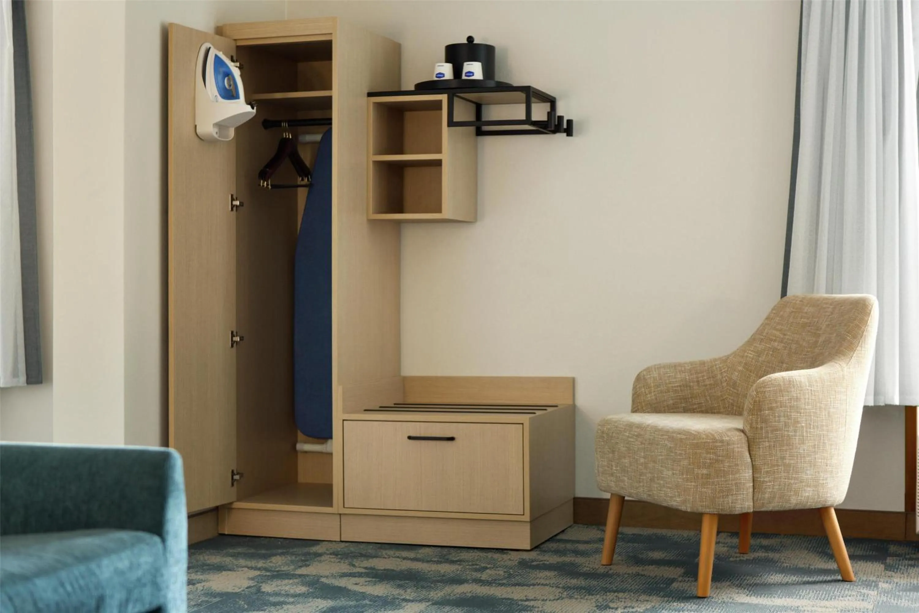 Photo of the whole room in Hampton Inn Lancaster