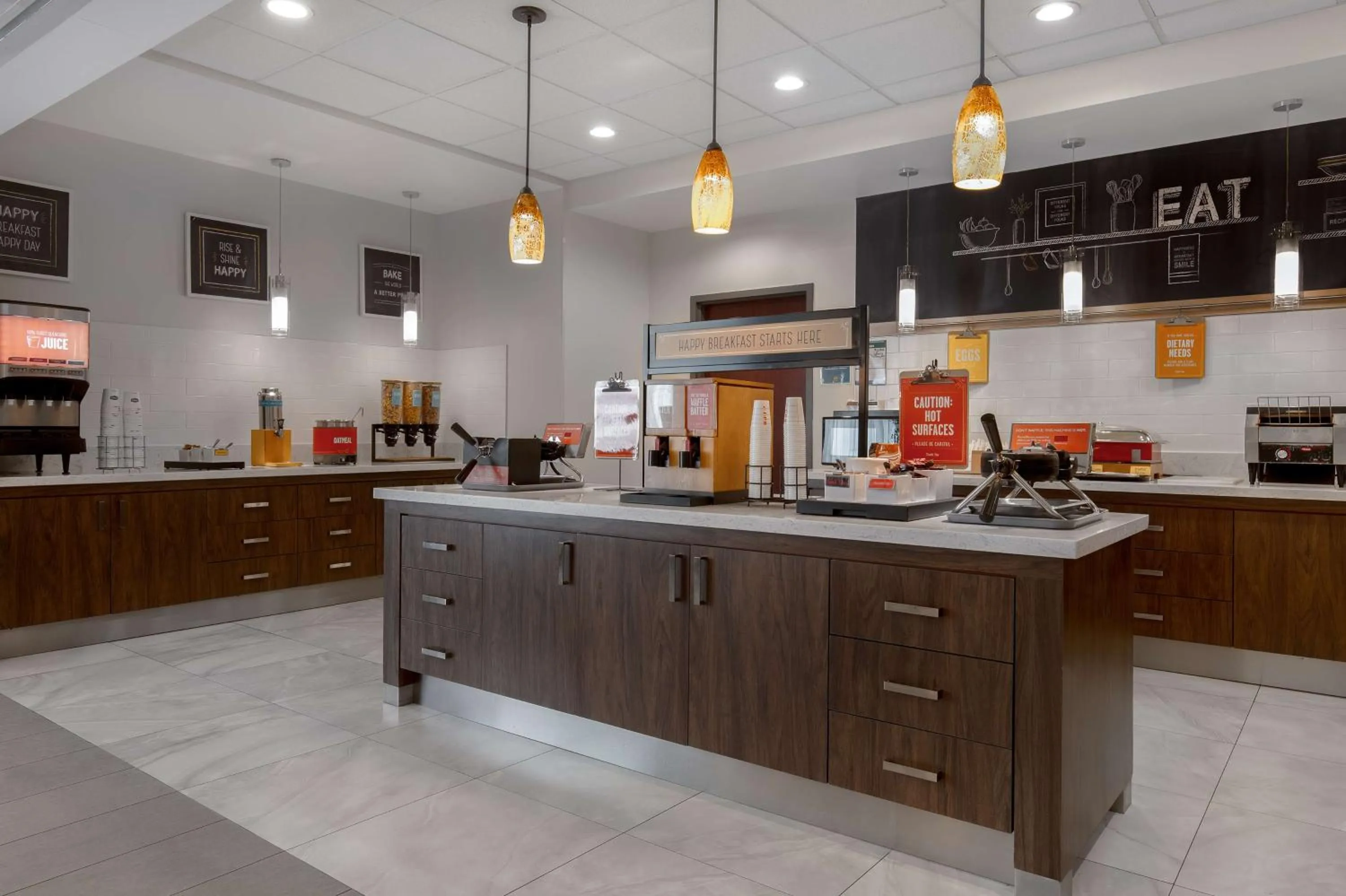 Breakfast in Hampton Inn by Hilton Brampton - Toronto