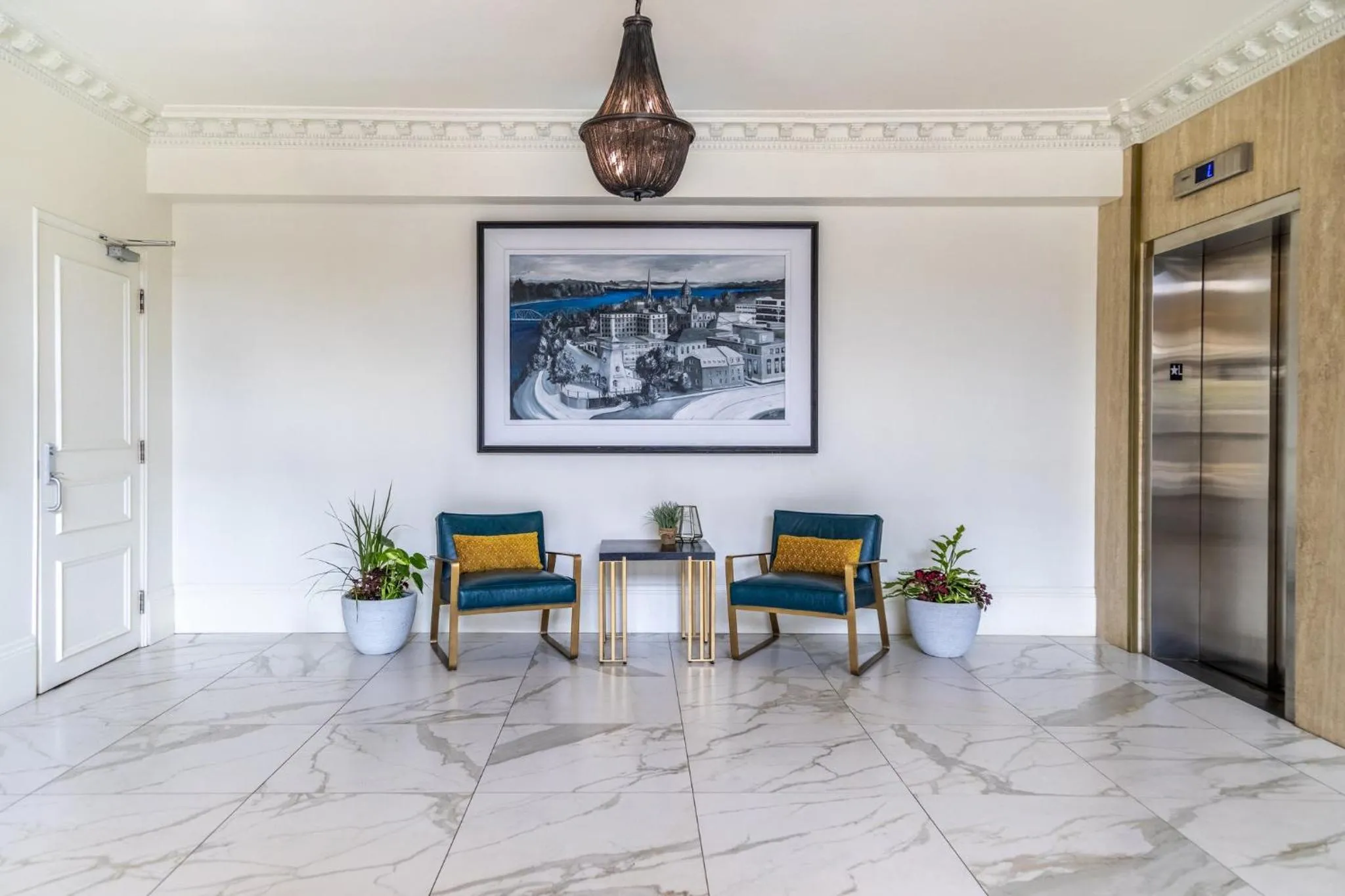 Lobby or reception in Crowne Plaza Fredericton Lord Beaverbrook by IHG